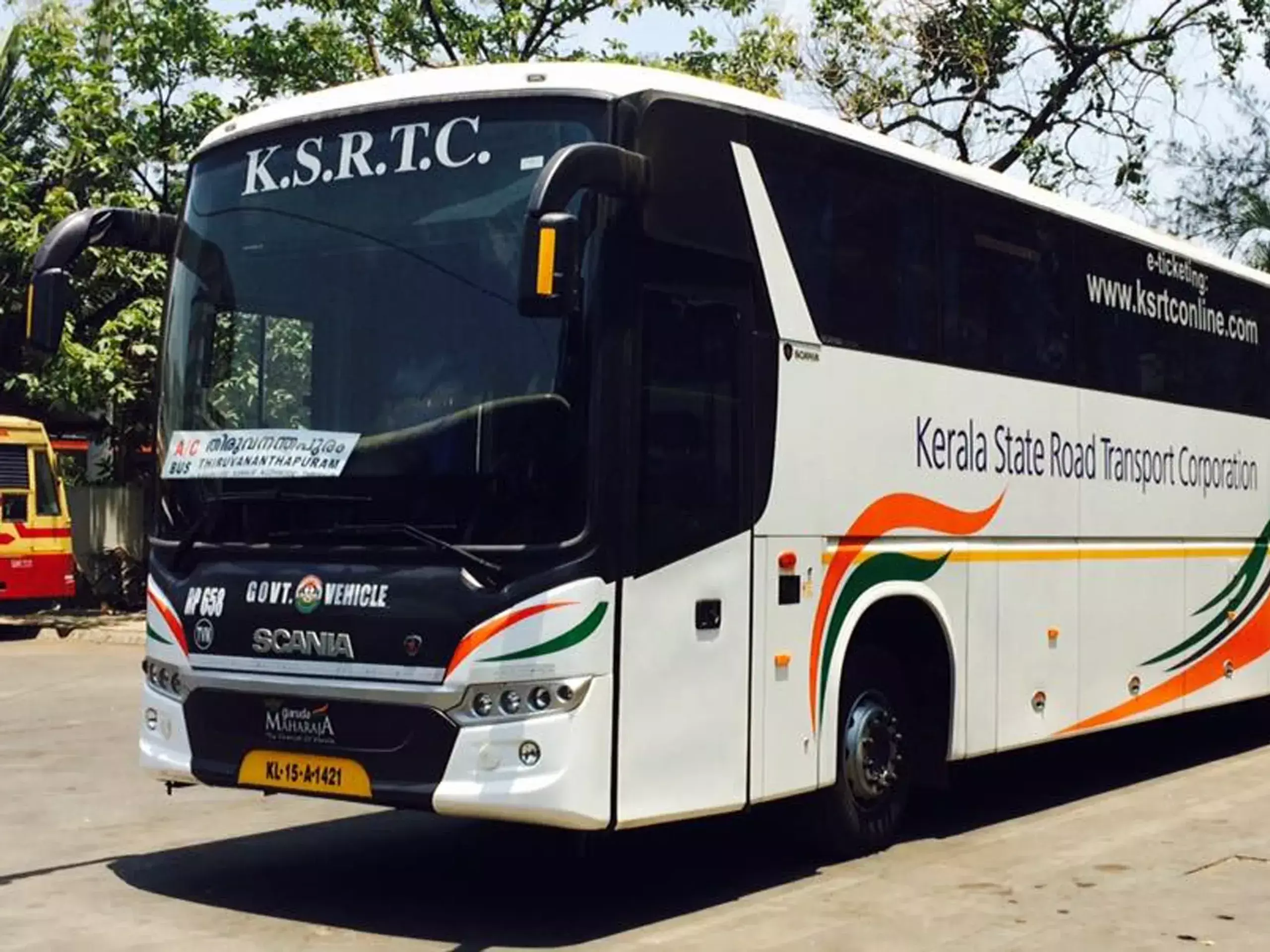 finally ksrtc also left kerala