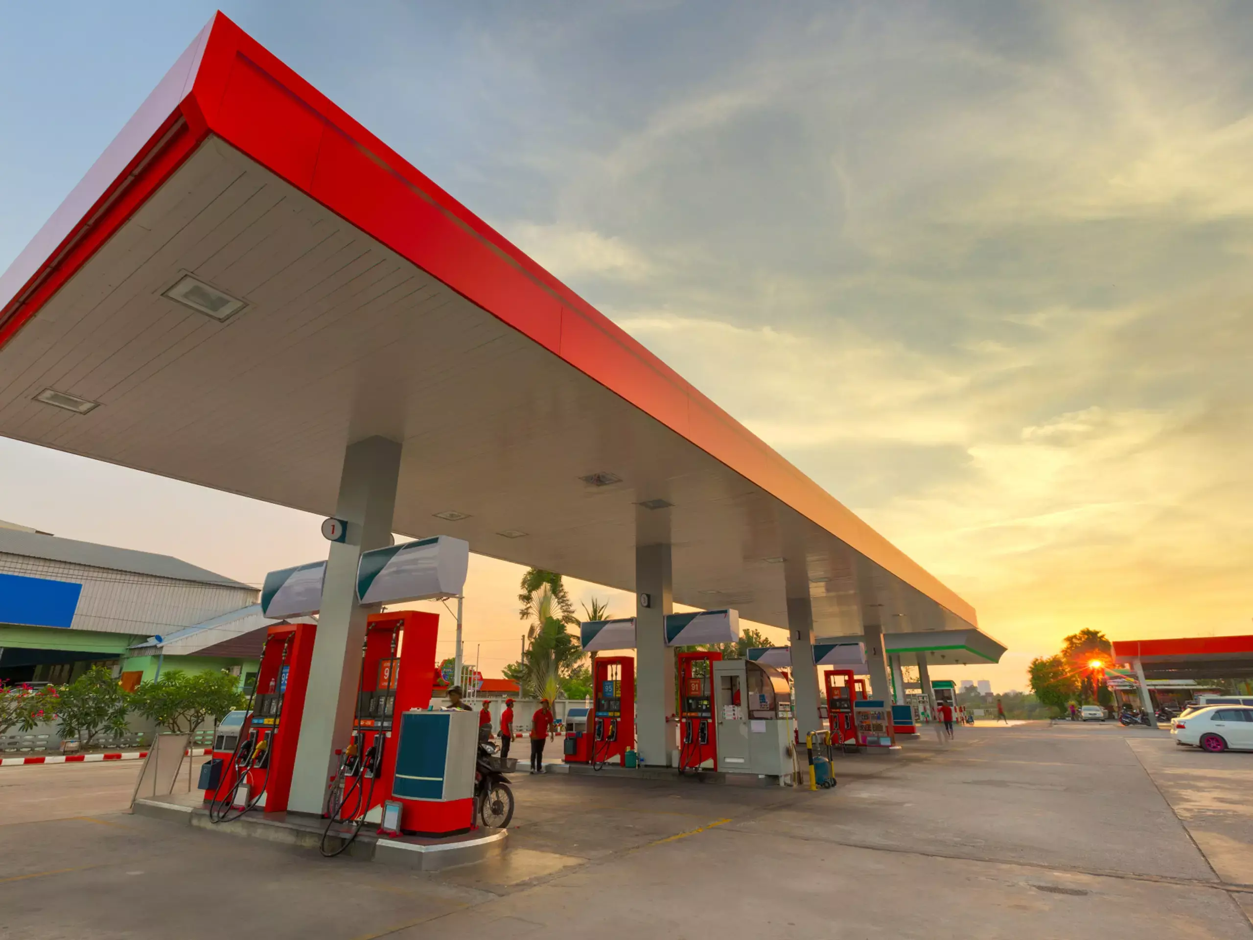 ഡിസംബര്‍ 31 ന് രാത്രിയില്‍ കേരളത്തിലെ പെട്രോള്‍ പമ്പുകള്‍ അടച്ചിടും