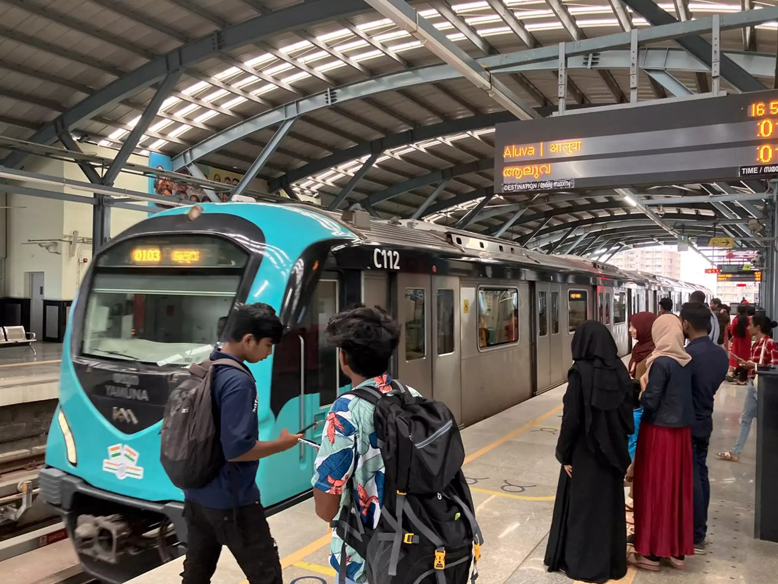 കൊച്ചി മെട്രോ: ഇതുവരെ യാത്ര ചെയ്തത് 10 കോടി പേർ