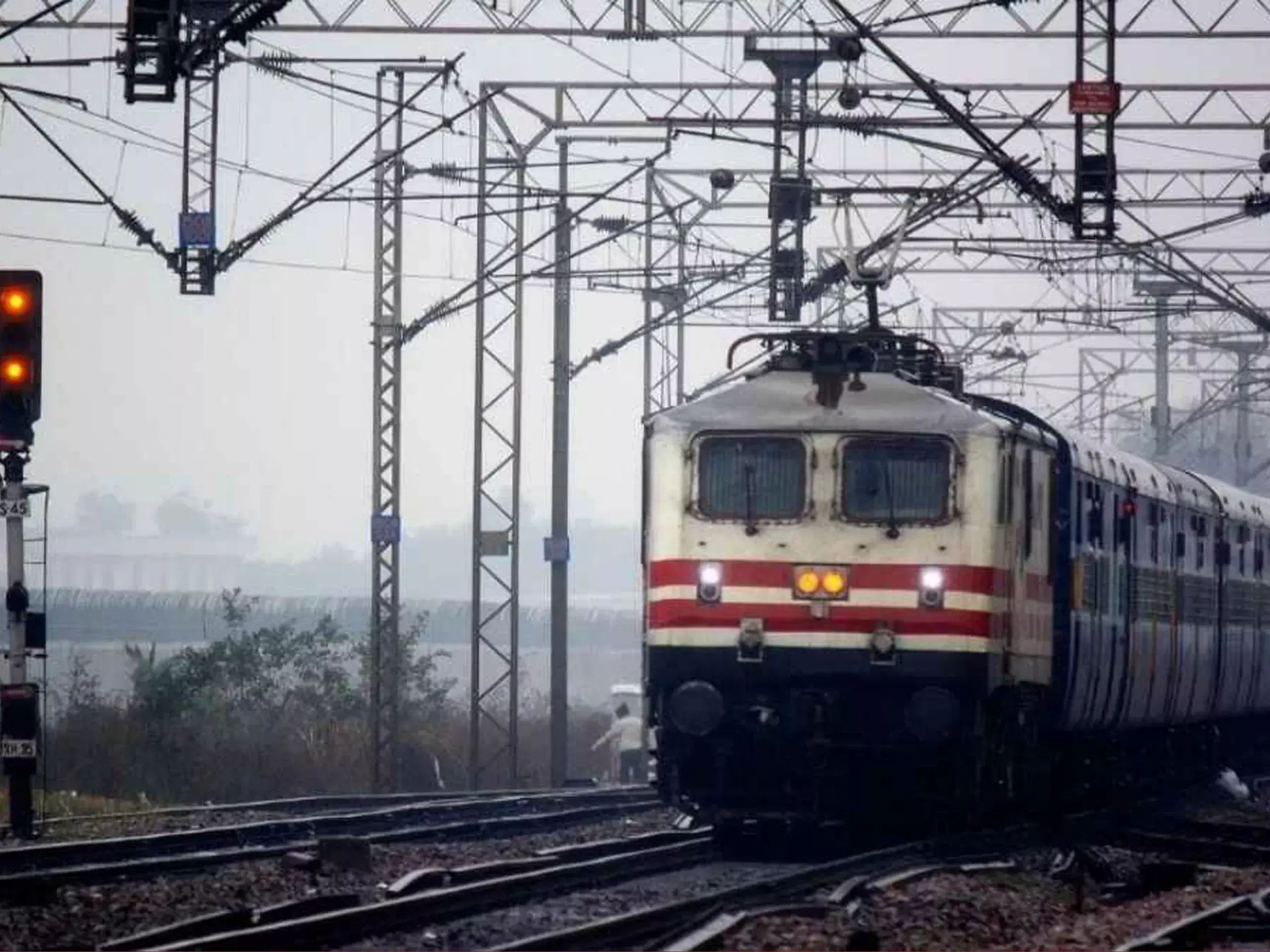 10 trains running through kerala canceled, up to 12 repaired