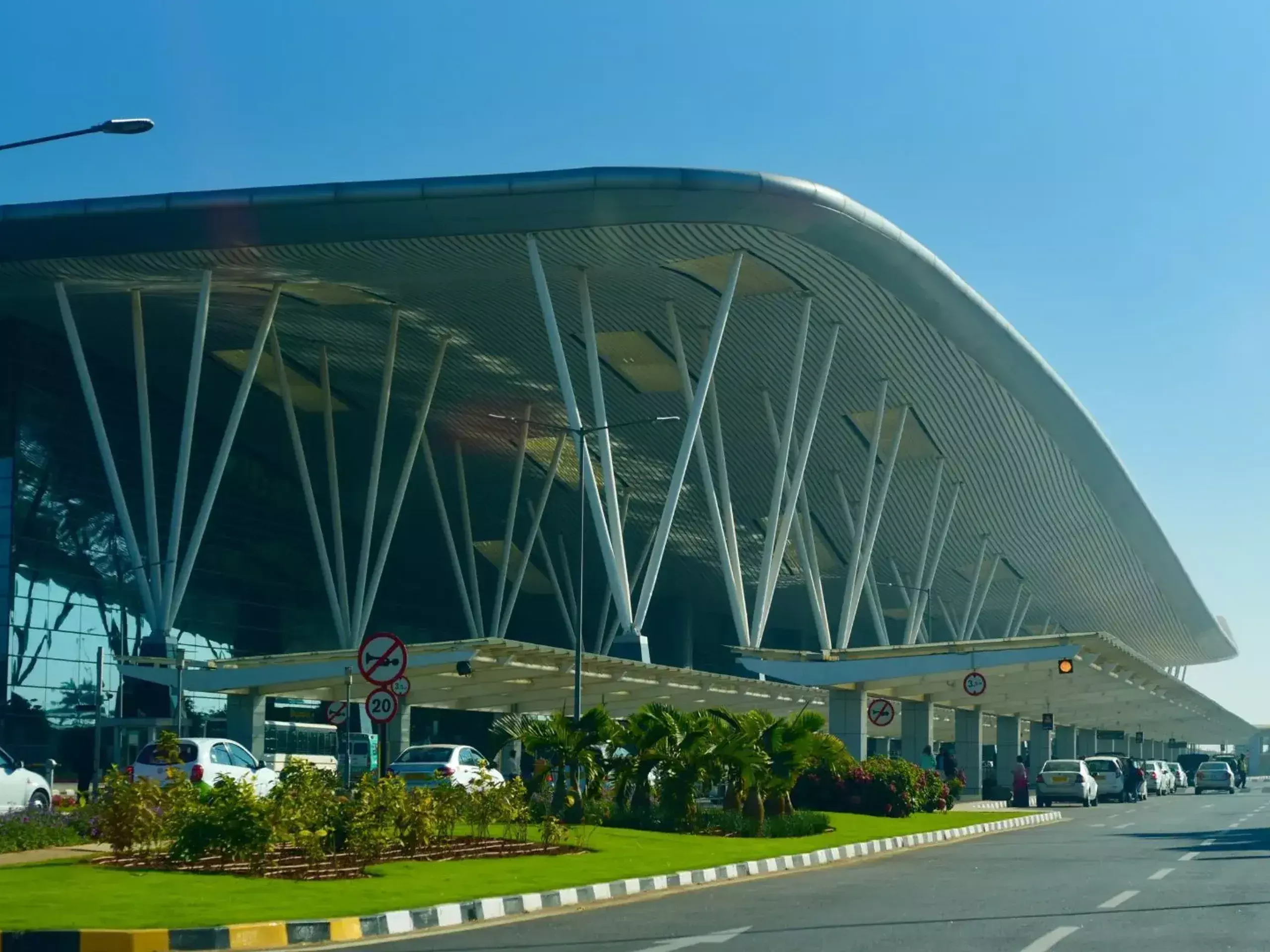 global award for hyderabad and bangalore airport