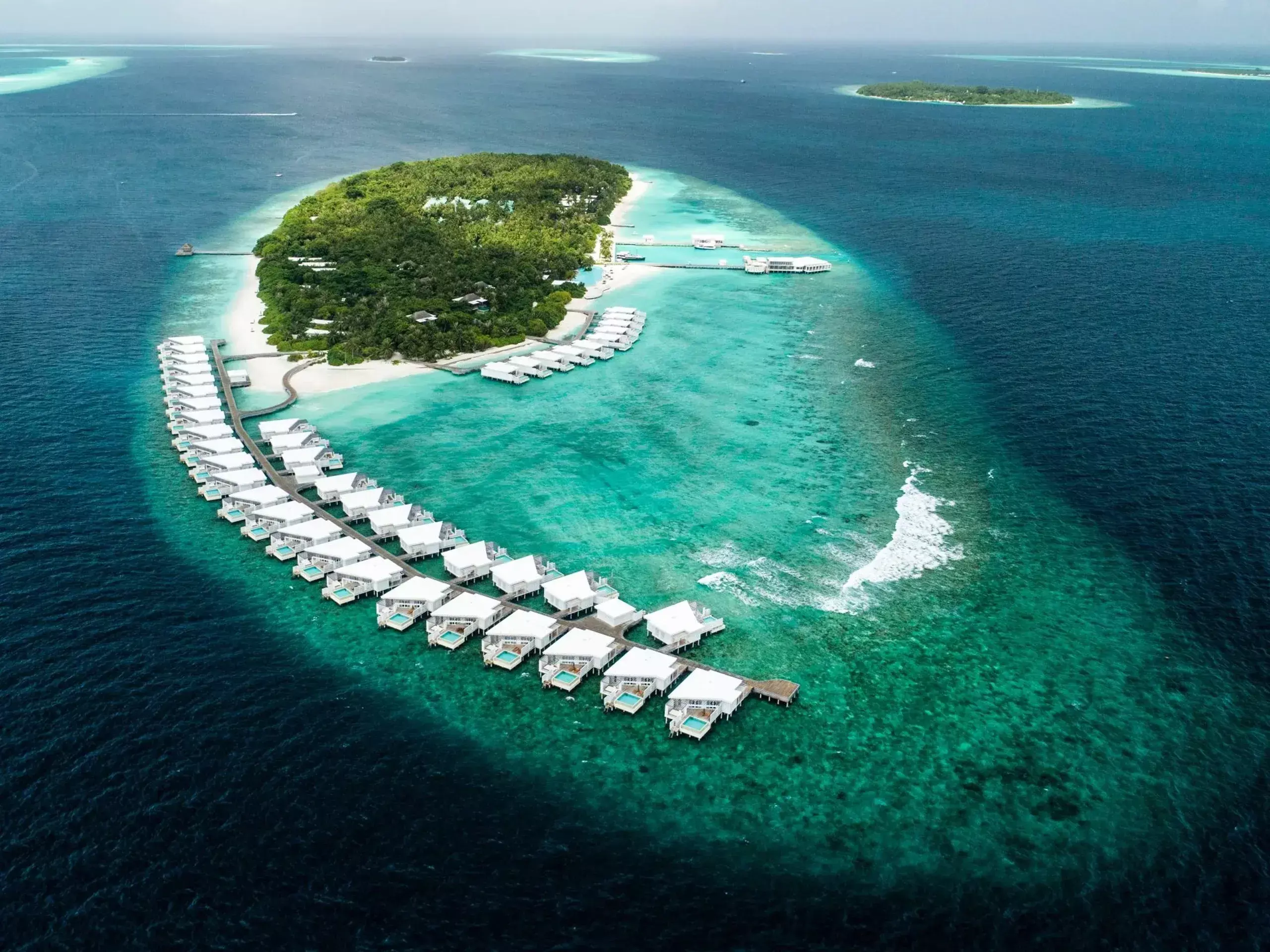tourism crisis, maldives following chinas footsteps