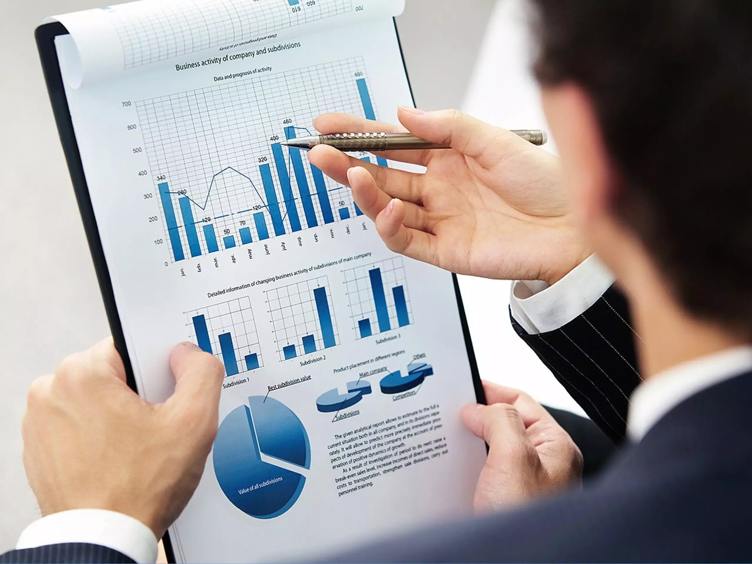 5 top 10 companies with value added close to 2 lakh crores