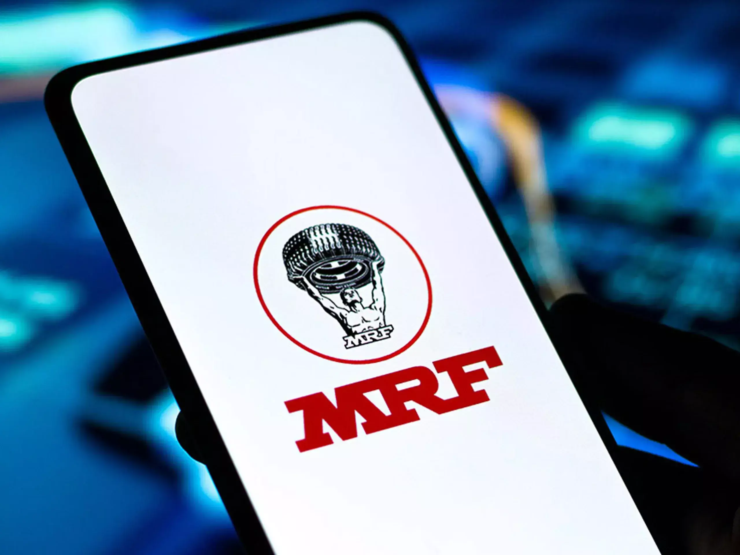 mrf share price touched rs 1.5 lakh