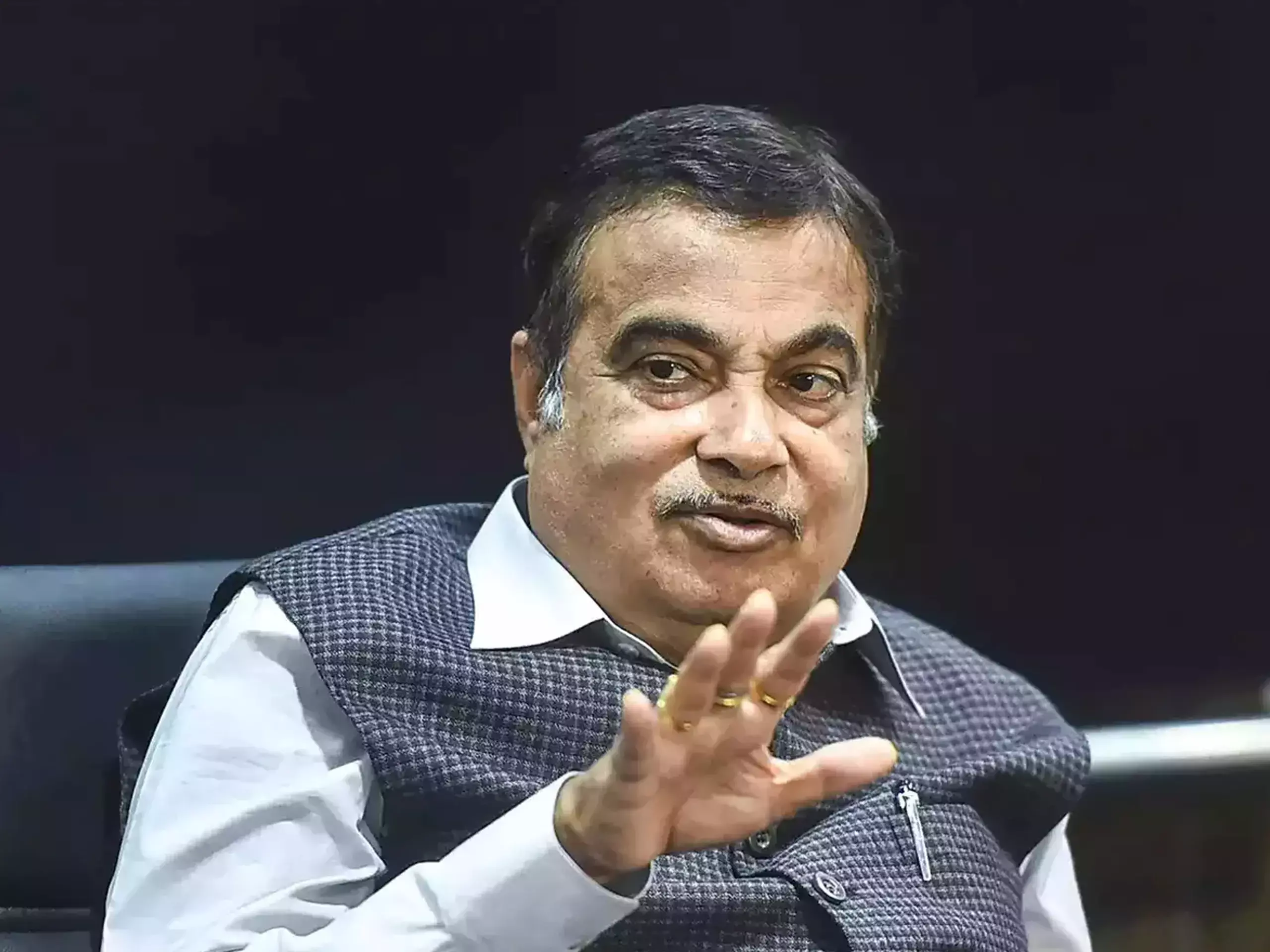 Gadkari sanctioned 344 crores for Mangalore-Tumkur road