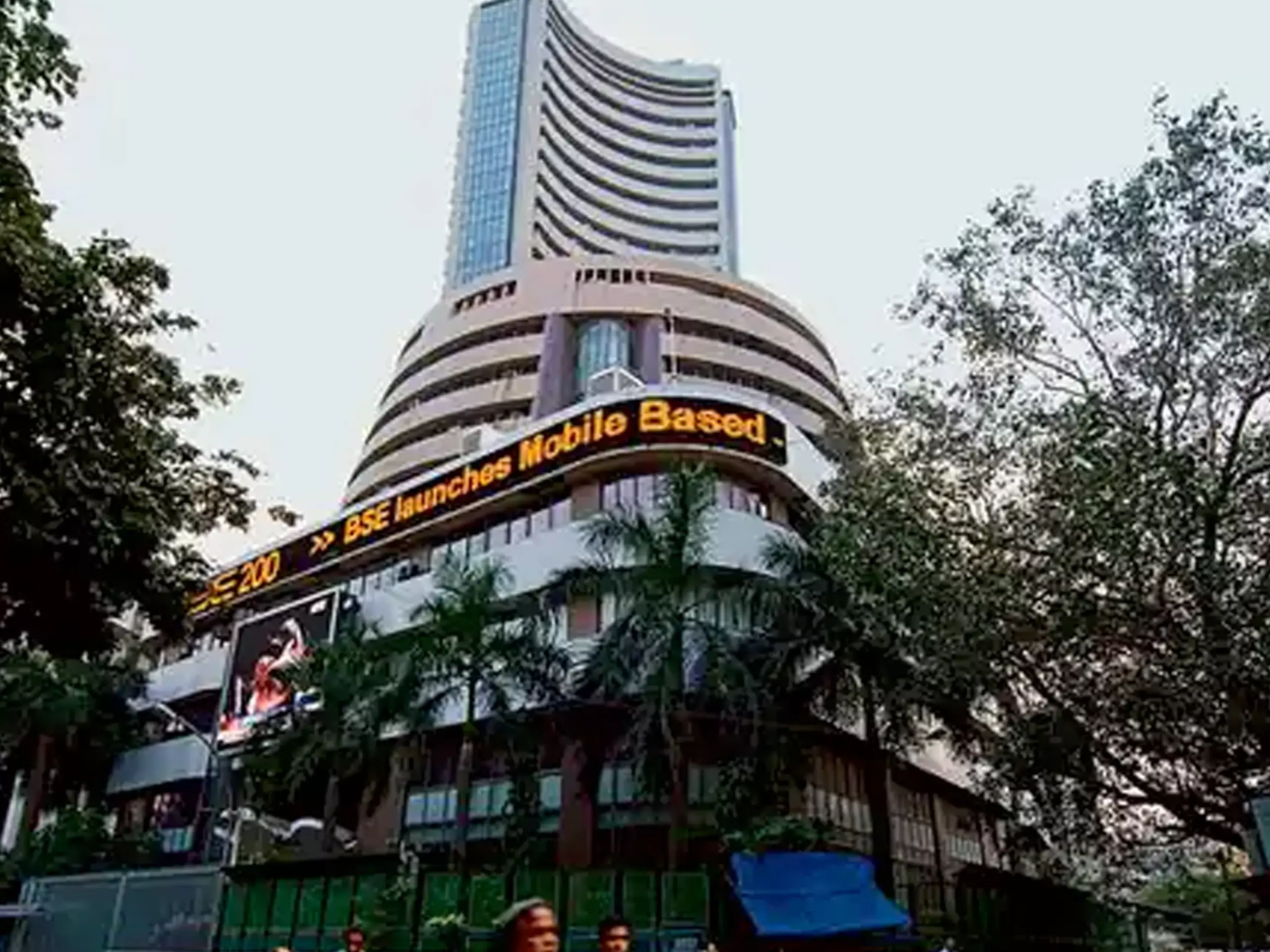 Last week domestic indices fell while global indices gained