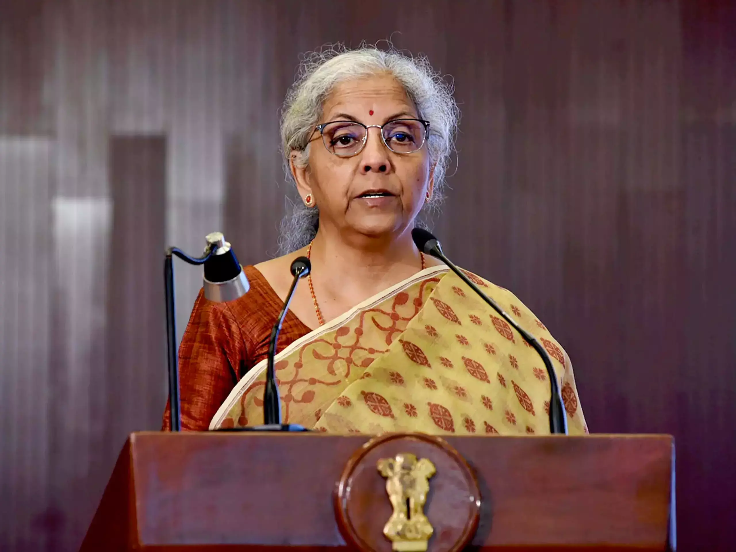 The Union Finance Minister said that the government and RBI are actively involved in digital currency The Union Finance Minister said that the government and RBI are actively involved in digital currency