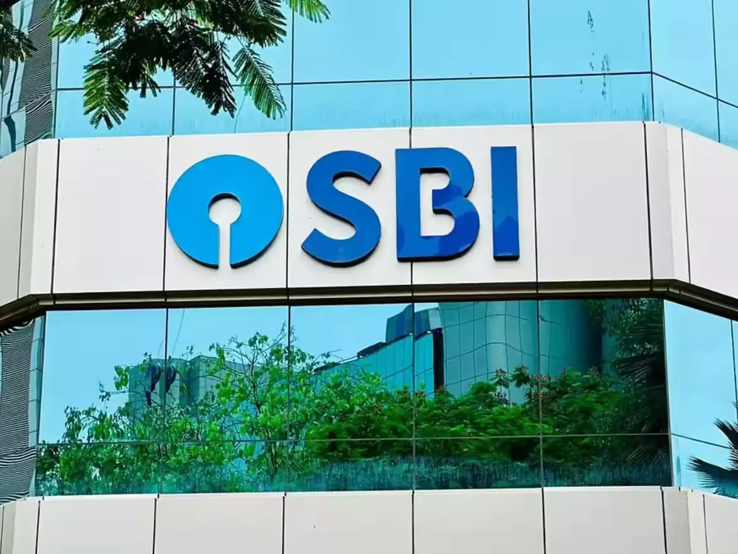 sbi at 6 lakh crore, second psu to achieve the feat