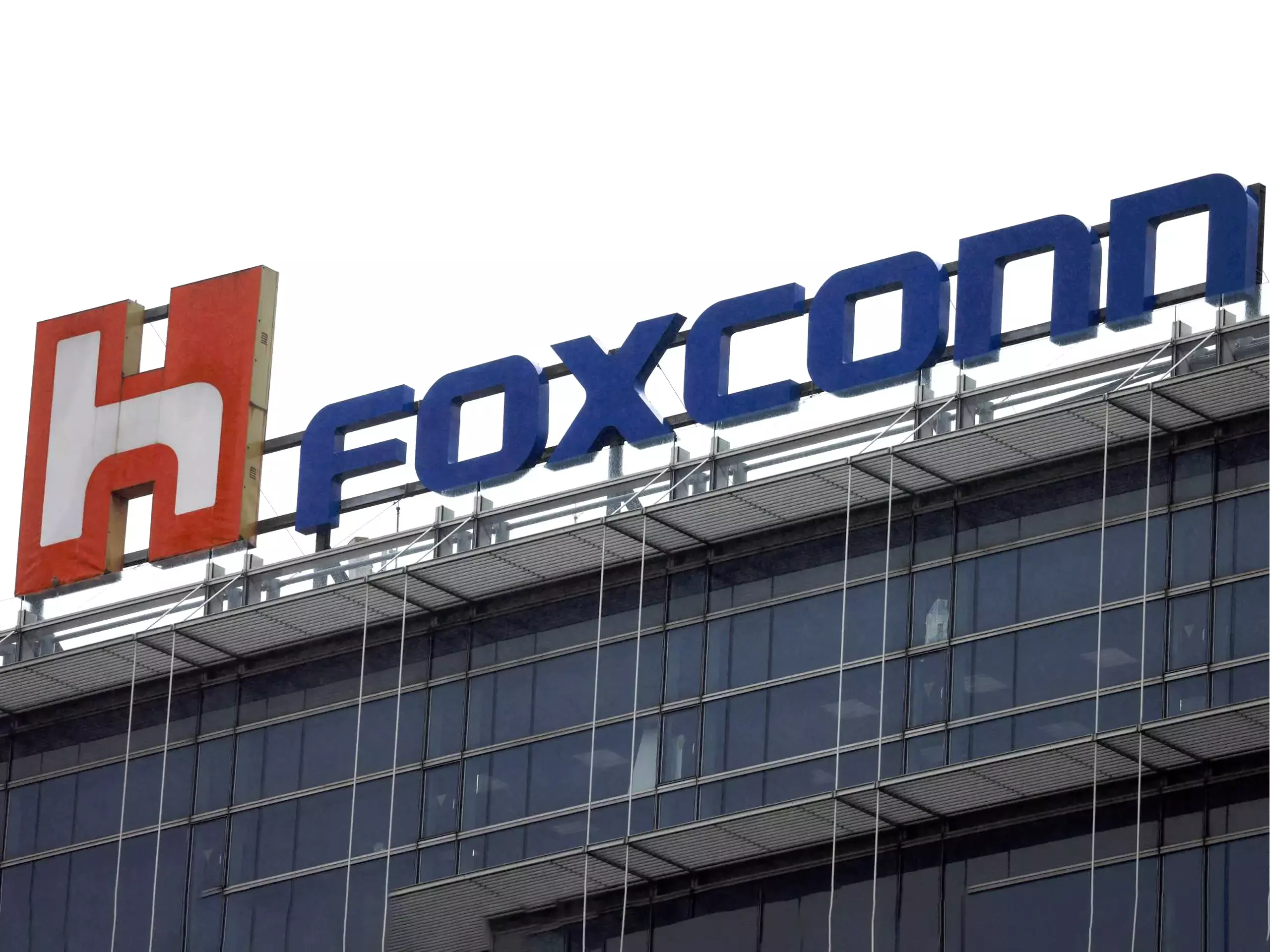 iPhone factory in Karnataka, Foxconn invites bids