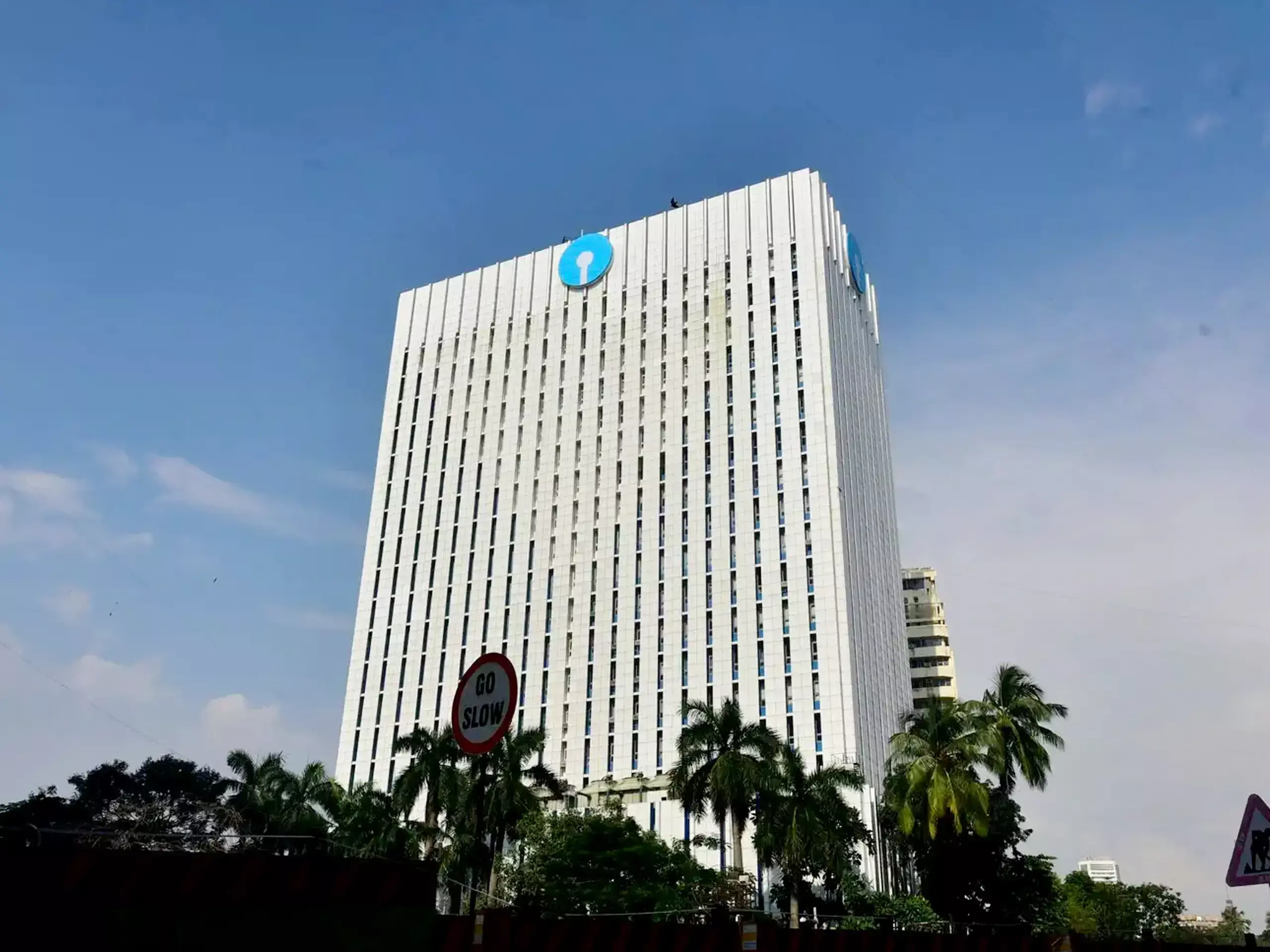 എസ്ബിഐ ഓഹരി 800 രൂപയിലേക്കോ? ബ്രോക്കറേജുകൾ പറയുന്നത് നോക്കാം