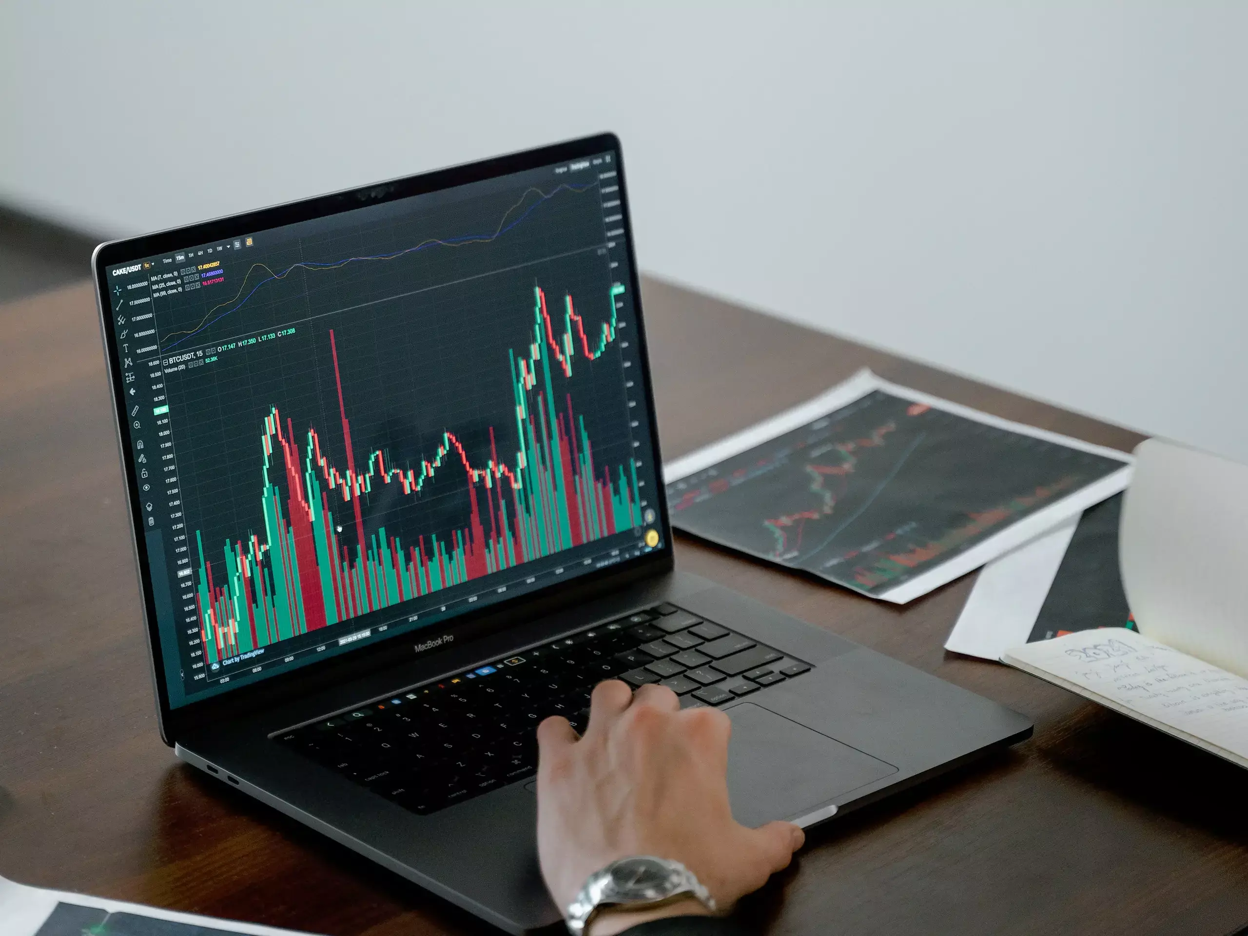 ചാഞ്ചാട്ടത്തിനൊടുവില്‍ സൂചികകള്‍ക്ക് ശുഭാന്ത്യം