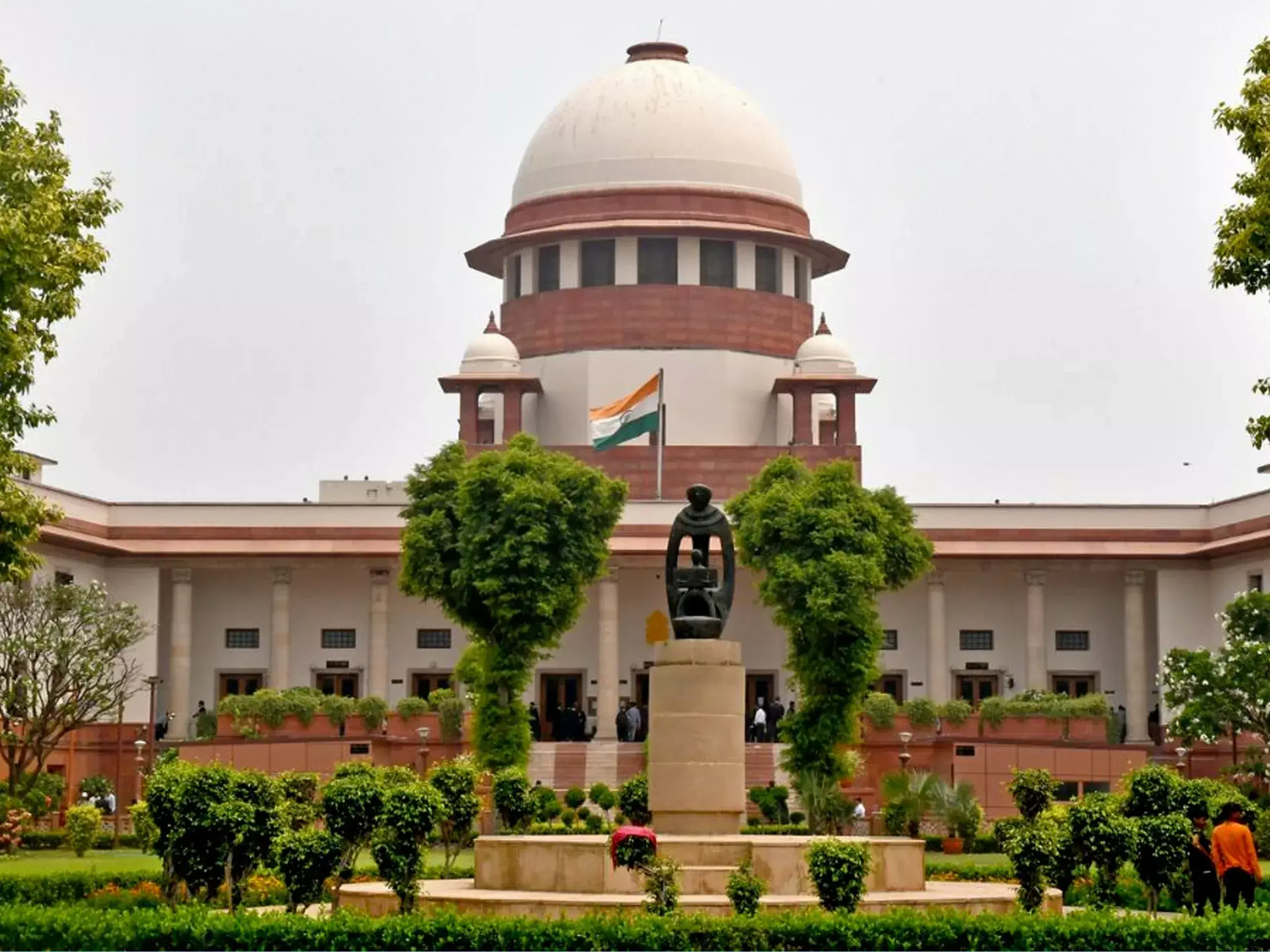 kerala and center govt expressed their position in sc that they are ready for discussion on finance