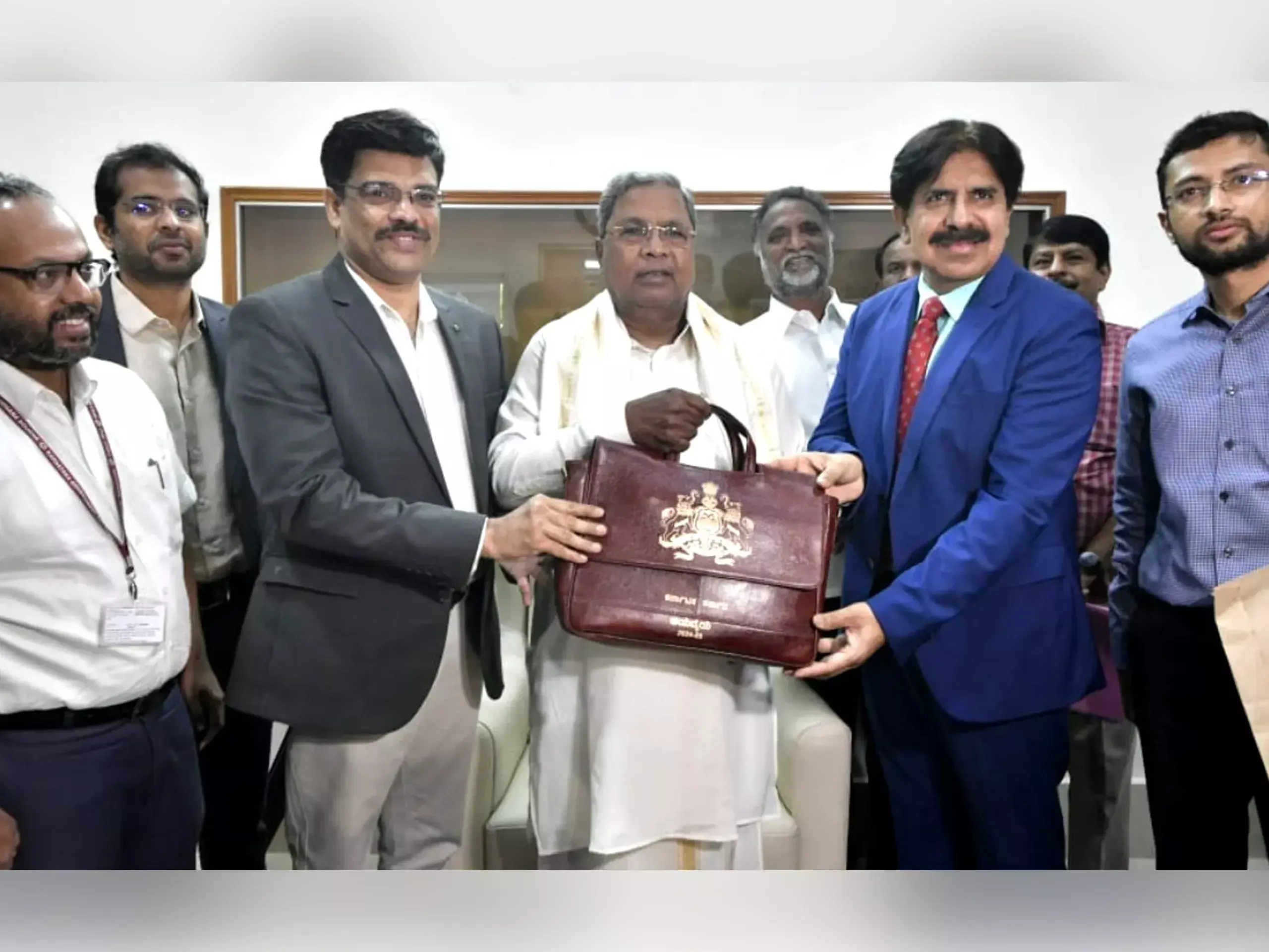 karnataka budget, growth forecast 6.6%, 3.71 lakh crore announcements