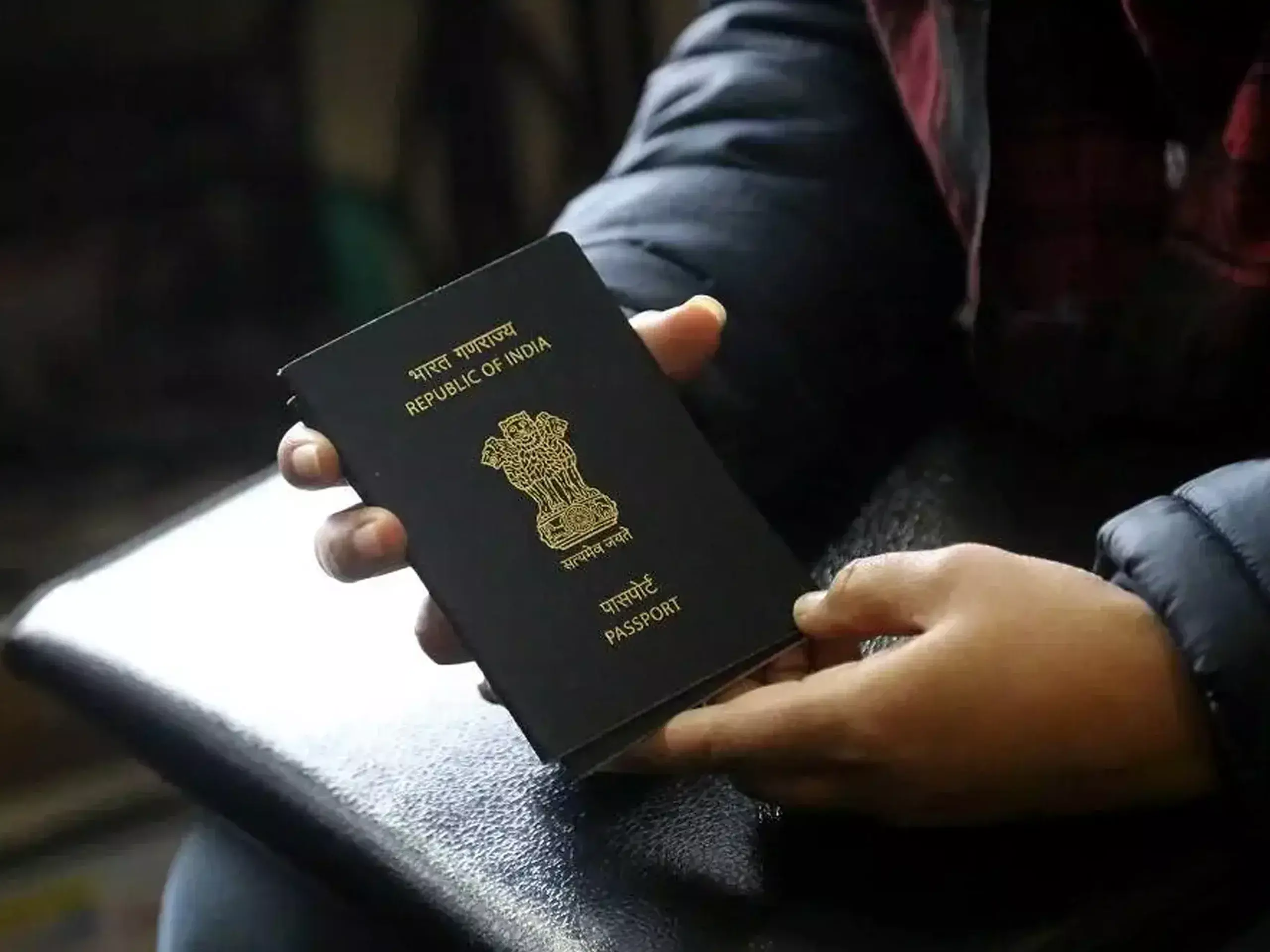 india issues 1.37 crore new passports, kerala, maharashtra, up lead