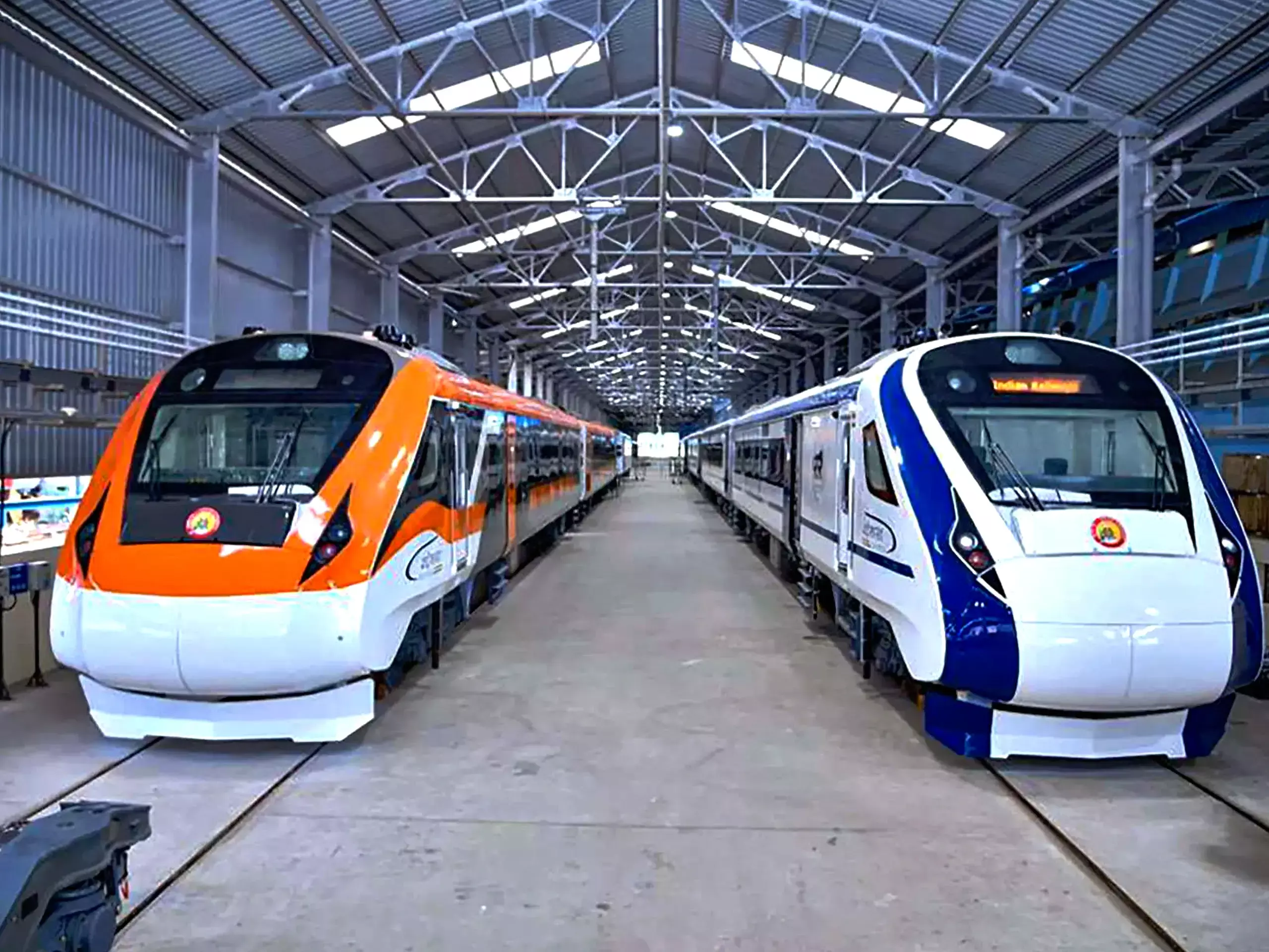 വന്ദേഭാരത് ട്രെയിന്‍ സര്‍വീസ് 50 തൊടുന്നു