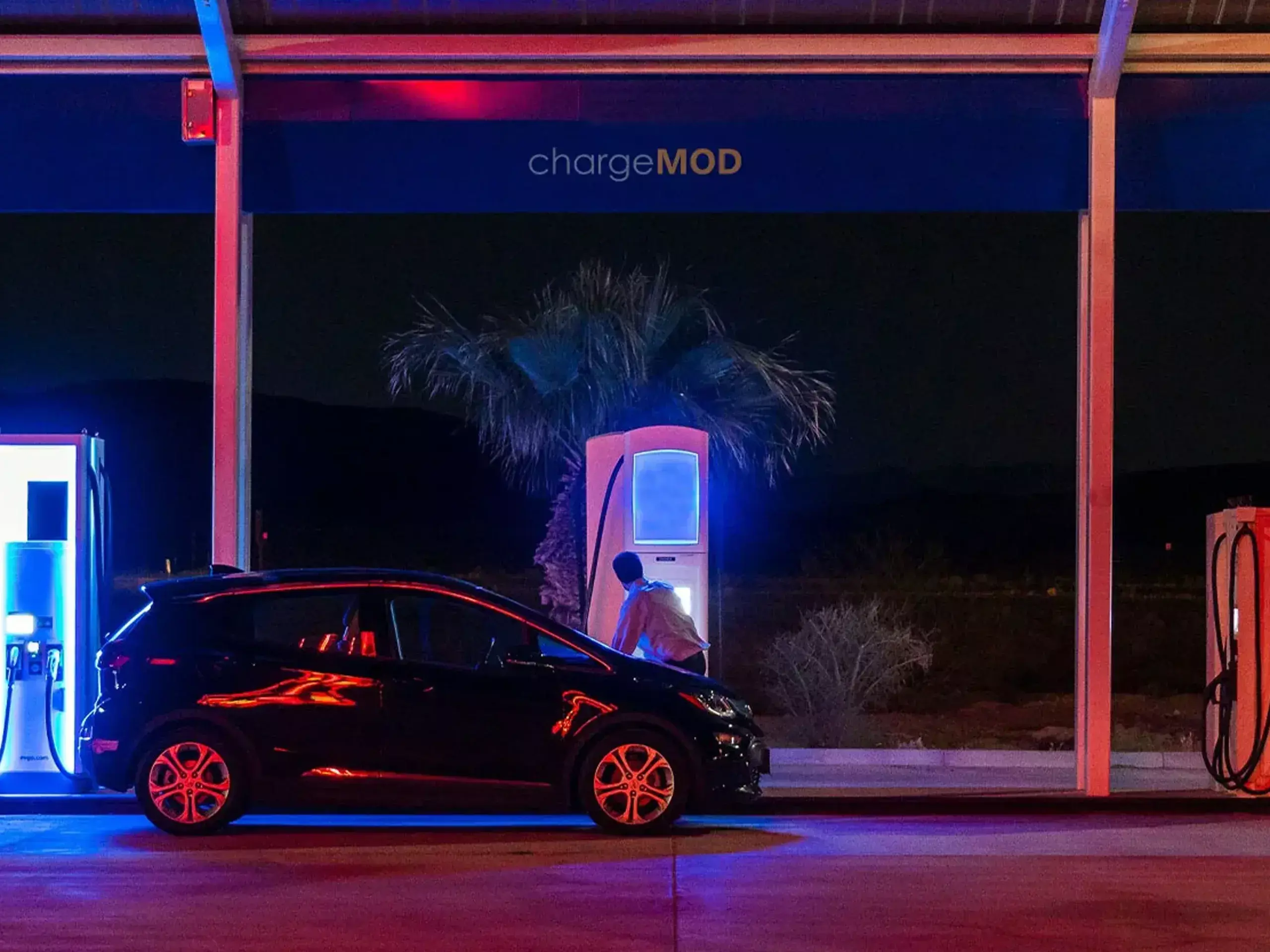 chargeMod will install 1,200 more ev chargers across india