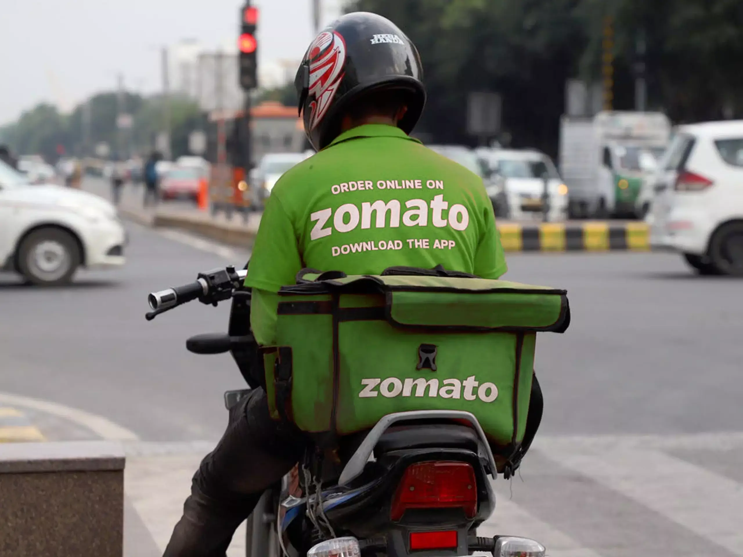 വെജിനെ തിരിച്ചറിയാന്‍ പച്ച; തീരുമാനത്തില്‍ സൊമാറ്റാ മാറ്റം വരുത്തിയേക്കും