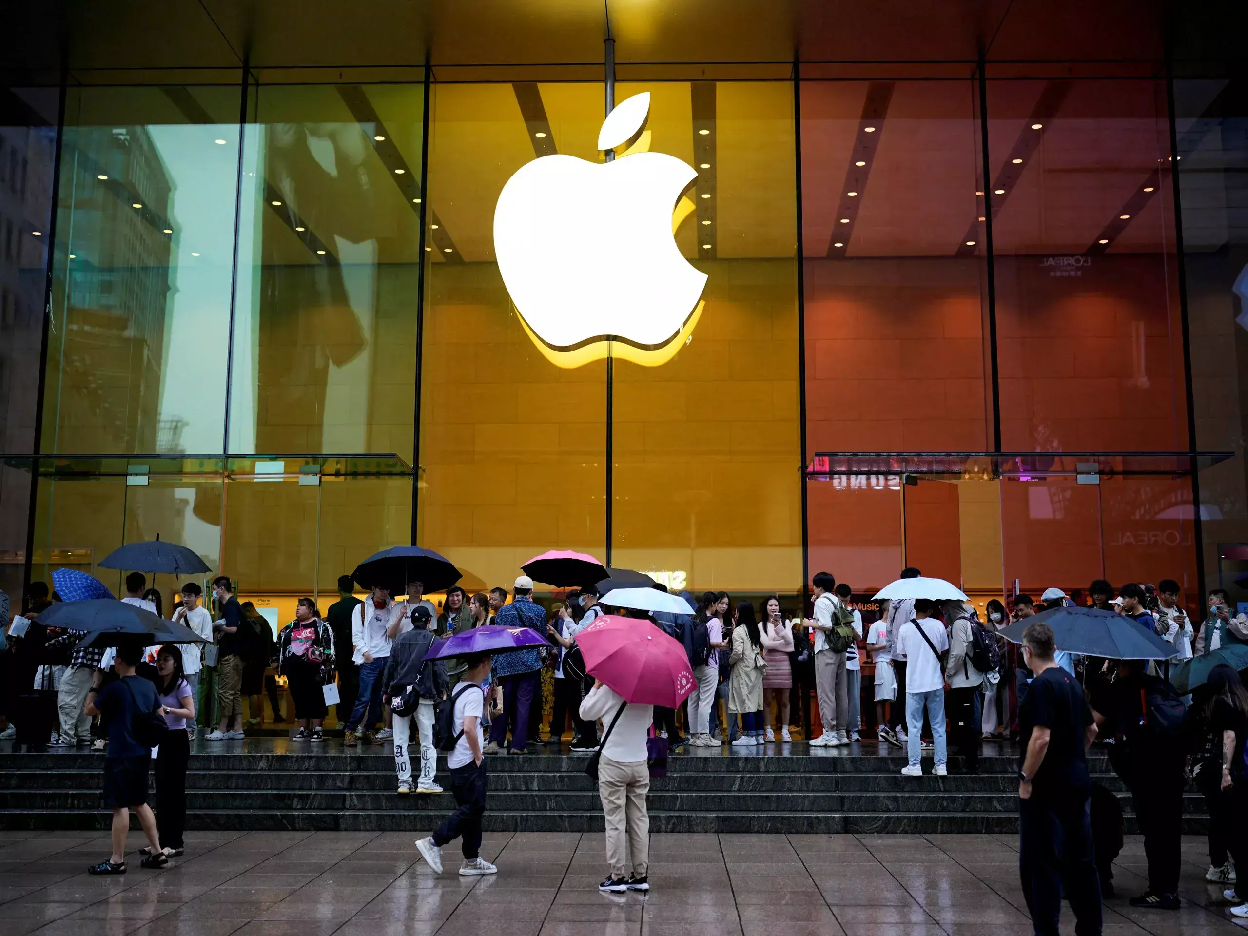 lost $113 billion in market value of apple