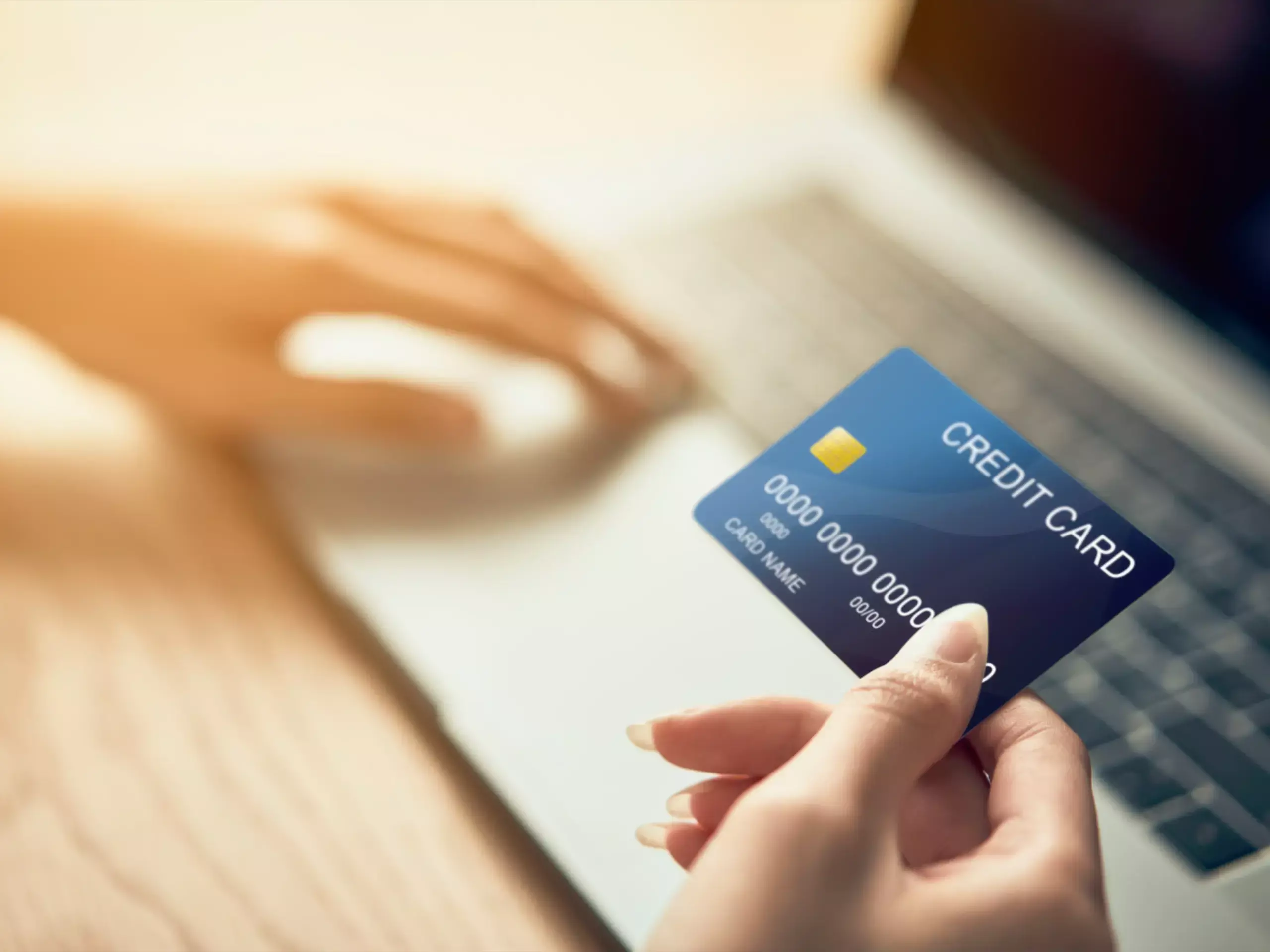 ഇടപാടുകളില്‍ മുന്നേറി ക്രെഡിറ്റ് കാര്‍ഡ് ഉപയോഗം