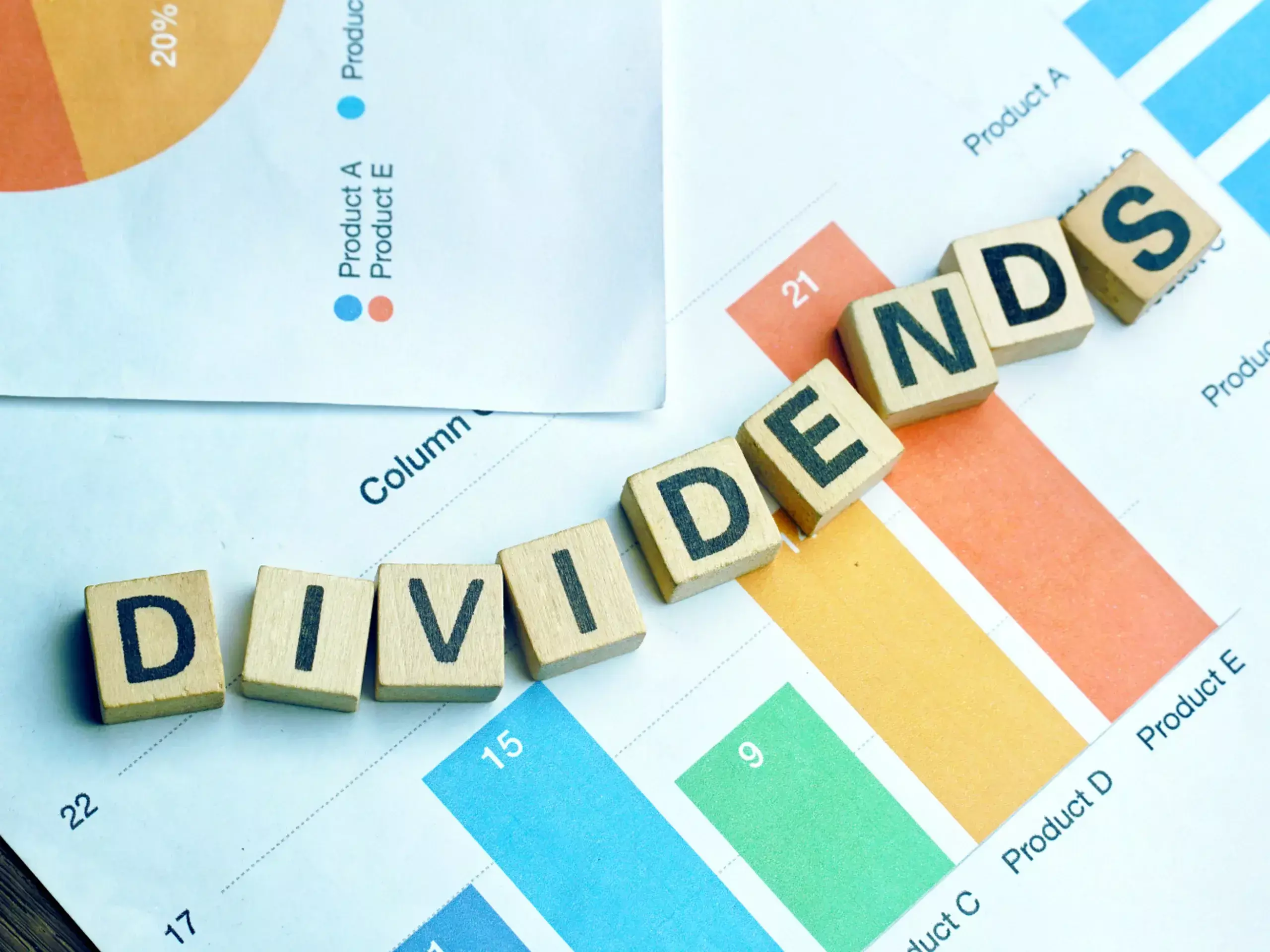 stocks paying dividends this week