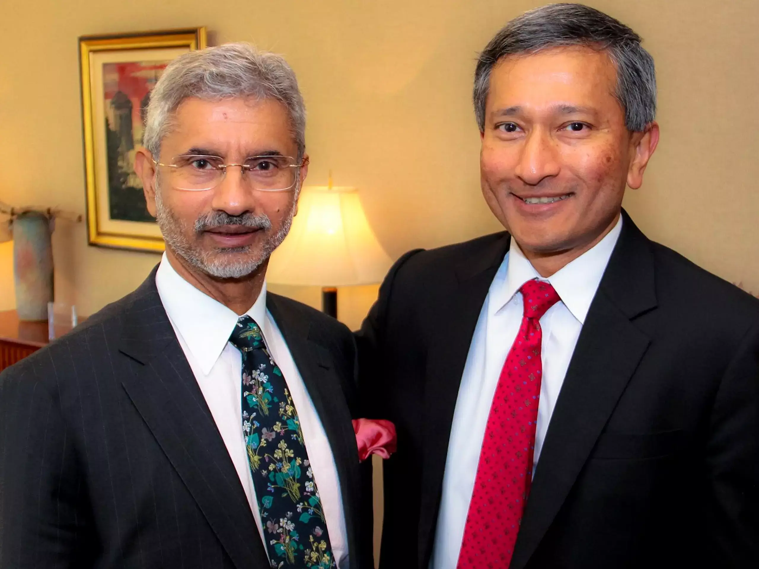 ഇന്ത്യ സിംഗപ്പൂരുമായി ഉഭയകക്ഷി ബന്ധം   കൂടുതല്‍ ശക്തമാക്കുന്നു