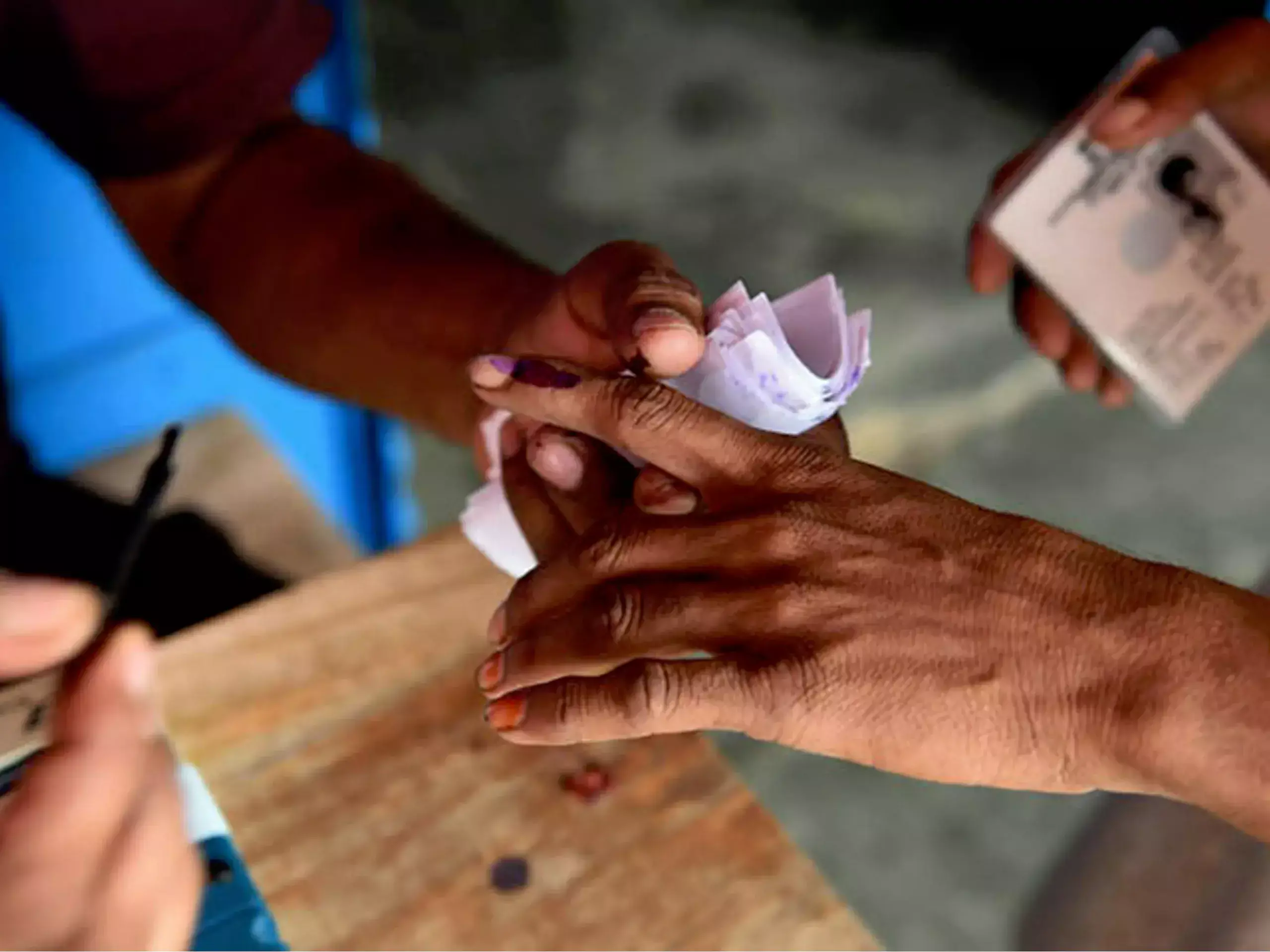 bihar announces holiday with pay on election day