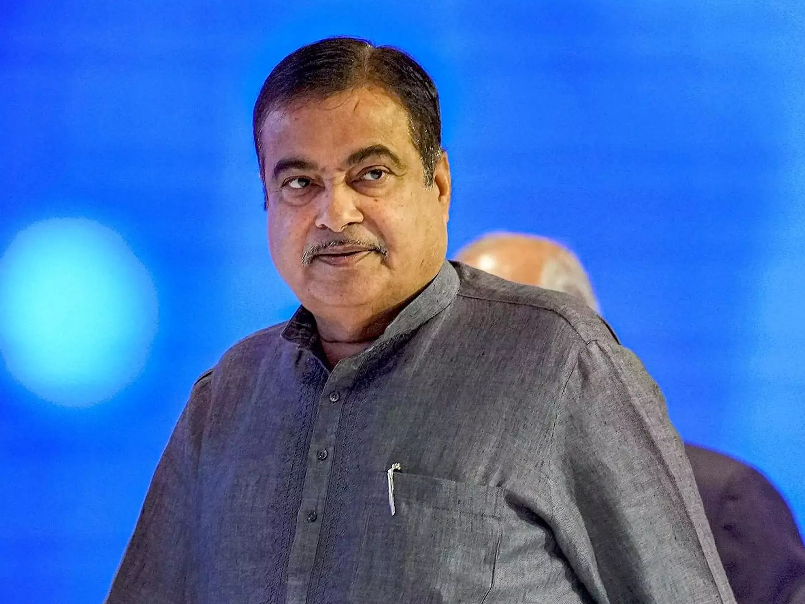 will nitin gadkaris fortress crumble