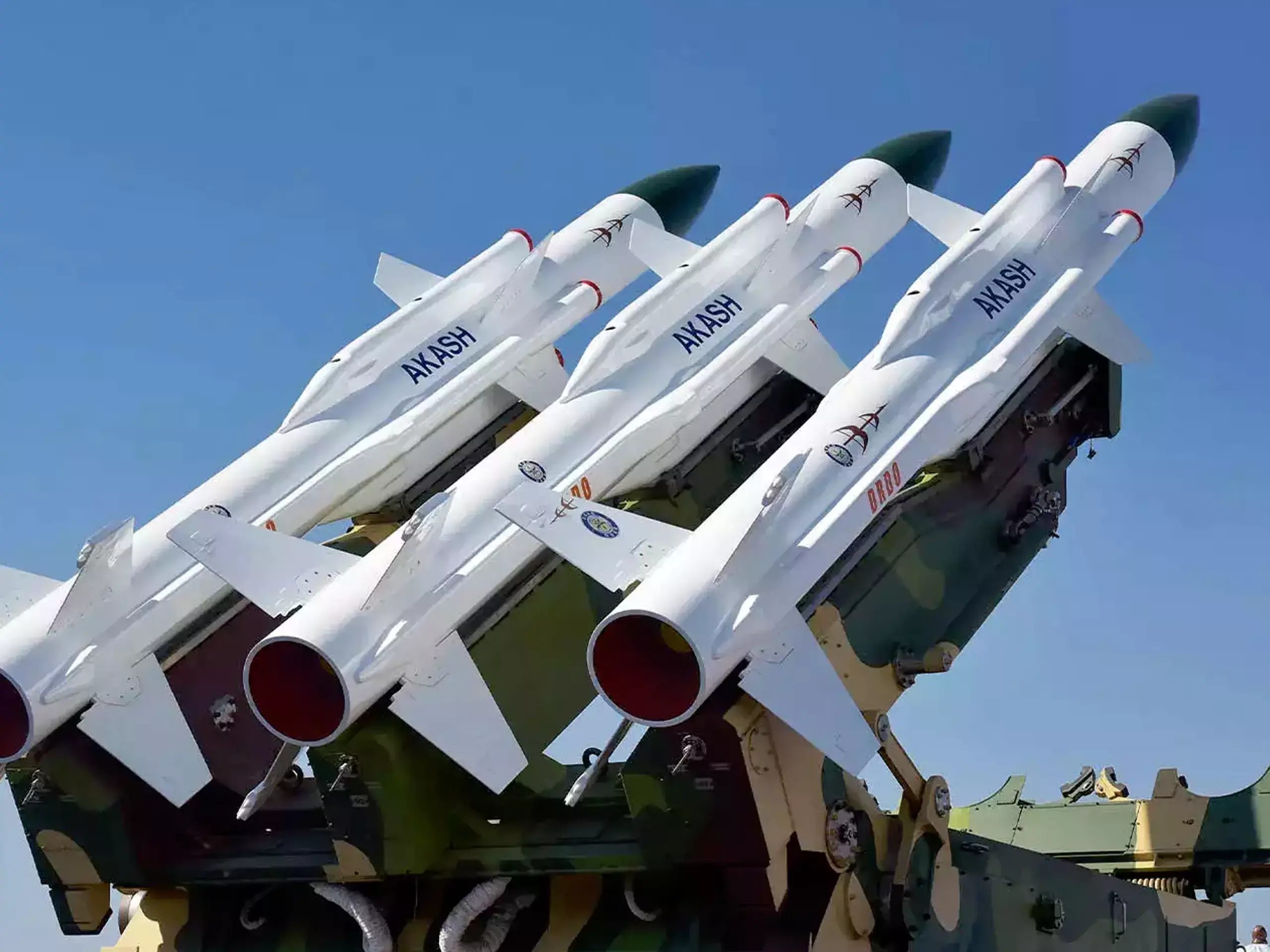 ആയുധ കയറ്റുമതിയില്‍ നേട്ടം കൈവരിച്ച് ഇന്ത്യ