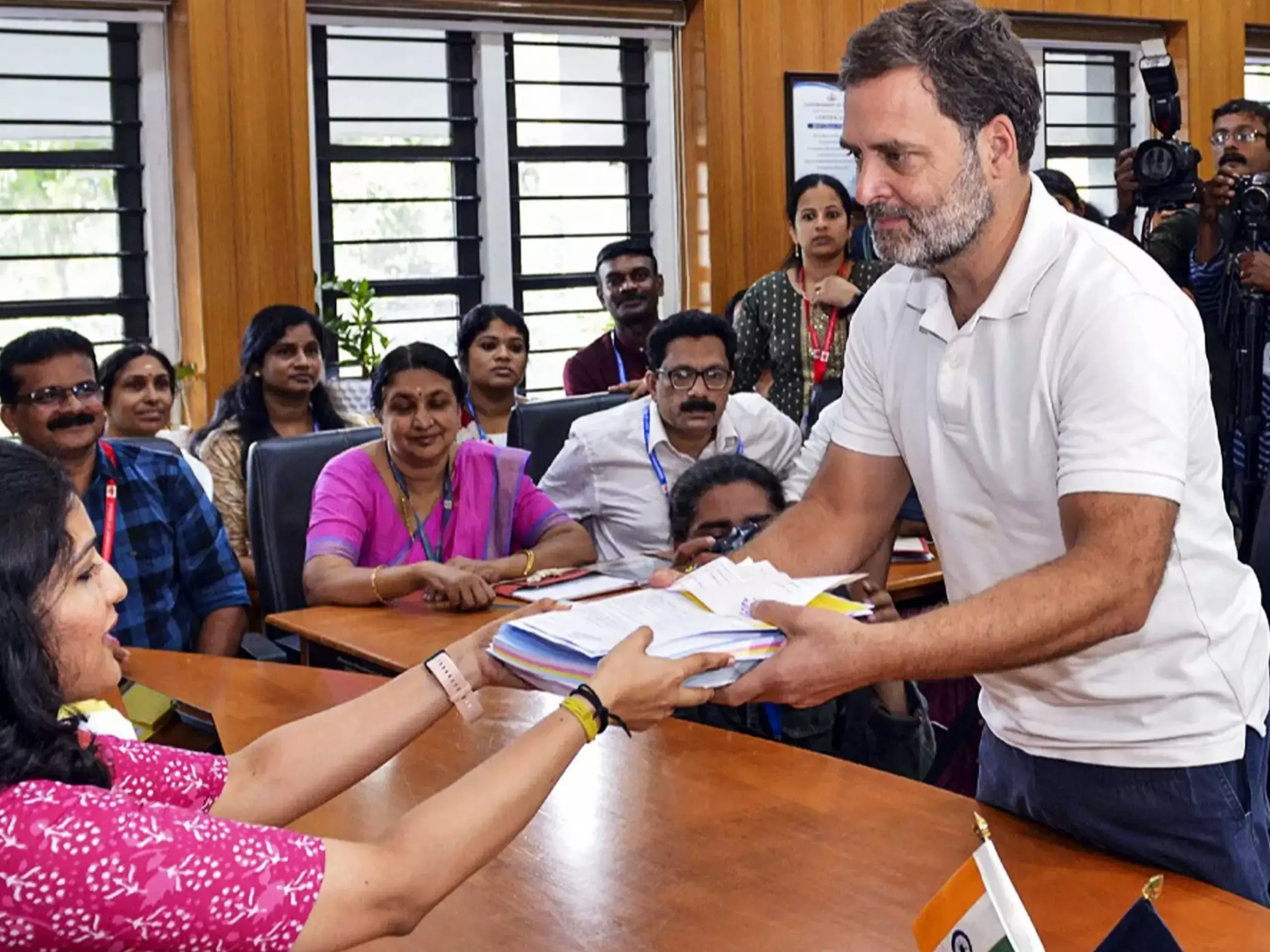 രാഹുൽ ഗാന്ധിക്ക് 20.4 കോടിയുടെ സ്വത്തുക്കൾ, സ്വന്തമായി വീടോ വാഹനമോ ഇല്ല