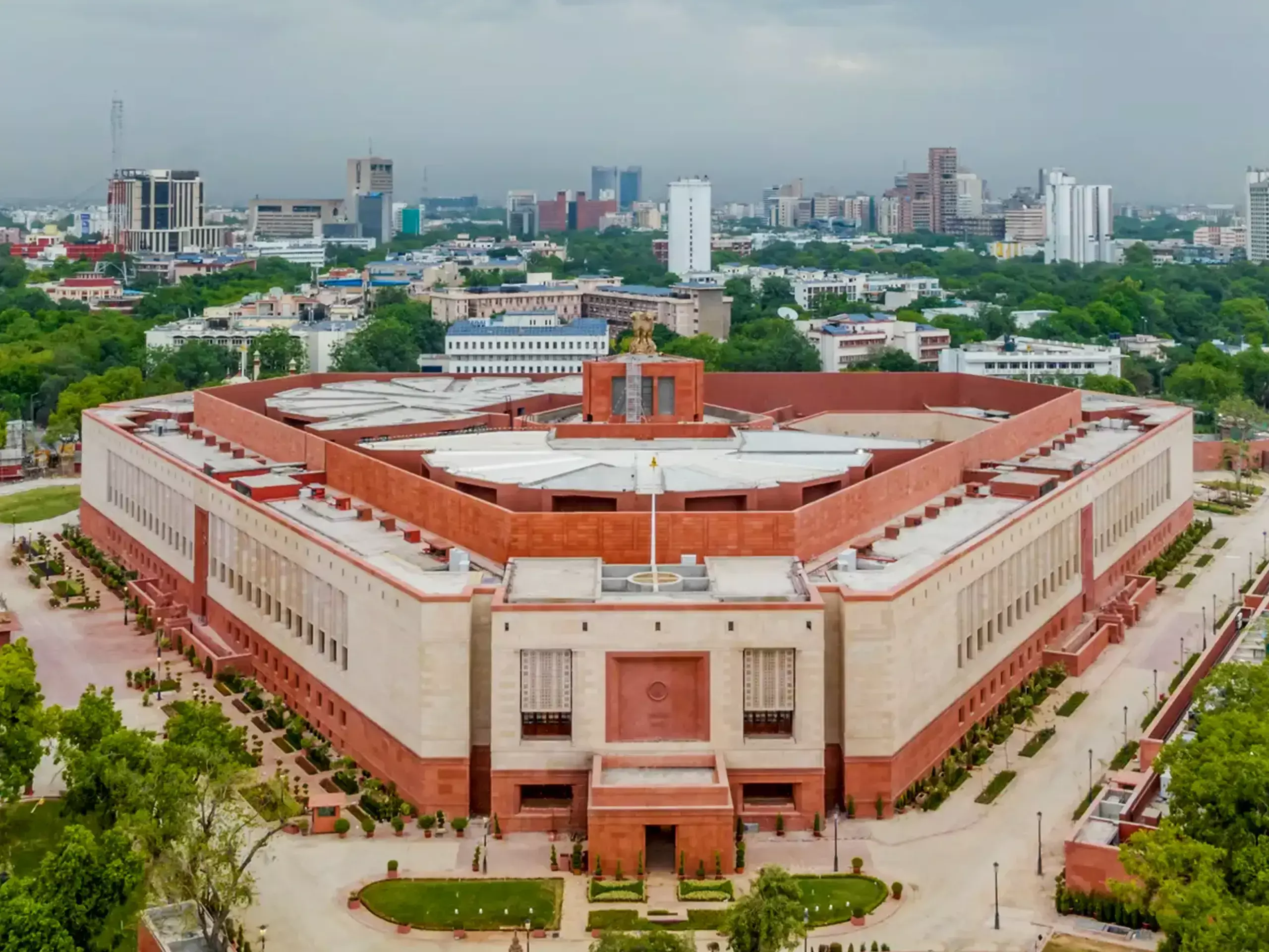 നിസാരക്കാരല്ല കേരള എംപിമാര്‍ 17-ാം ലോക്‌സഭയില്‍ പങ്കെടുത്തത് 1566 ചര്‍ച്ചകളില്‍