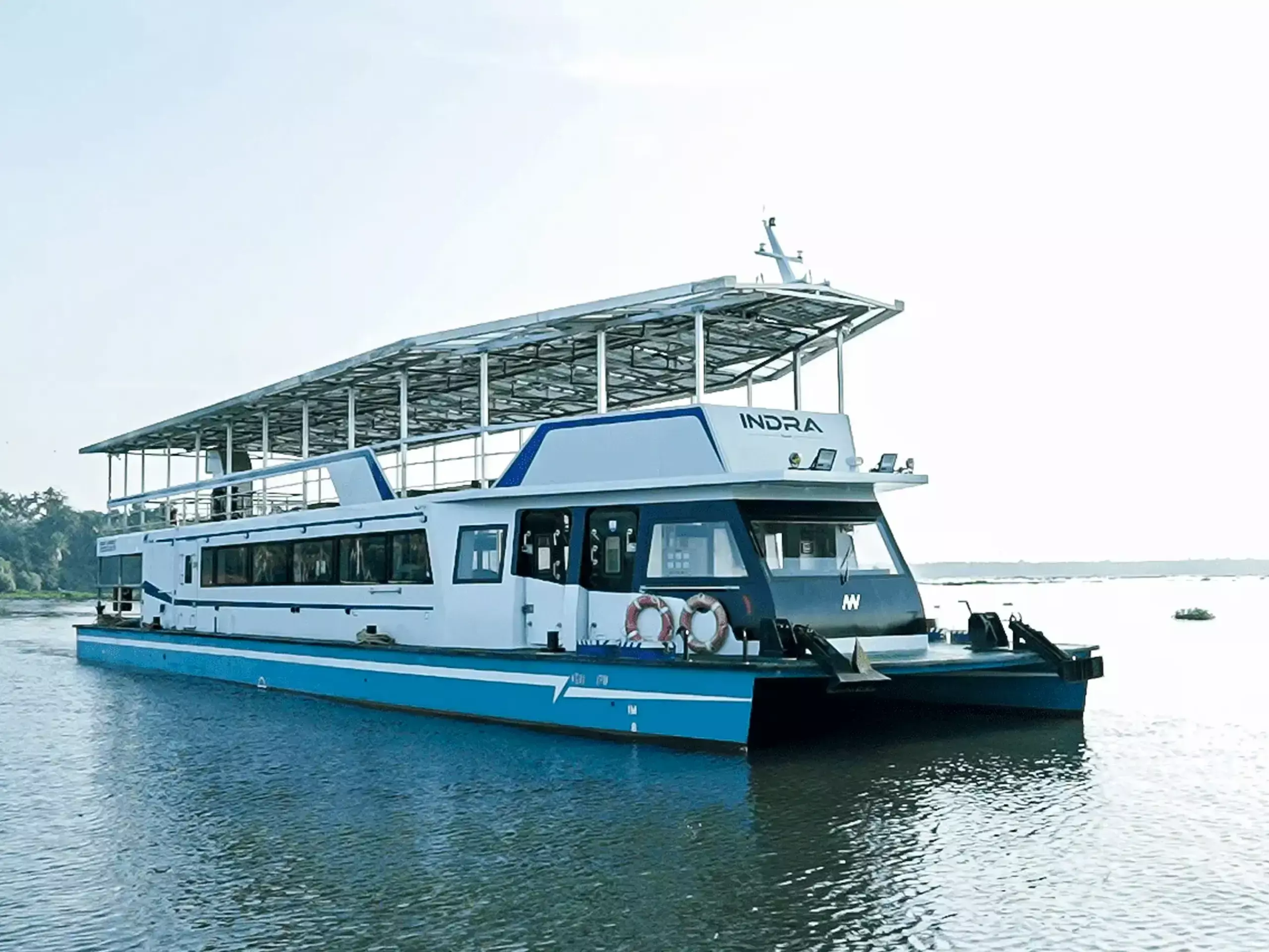 കൊച്ചി കായലിൽ കറങ്ങാം, രണ്ട് മണിക്കൂറിന് 300 രൂപ