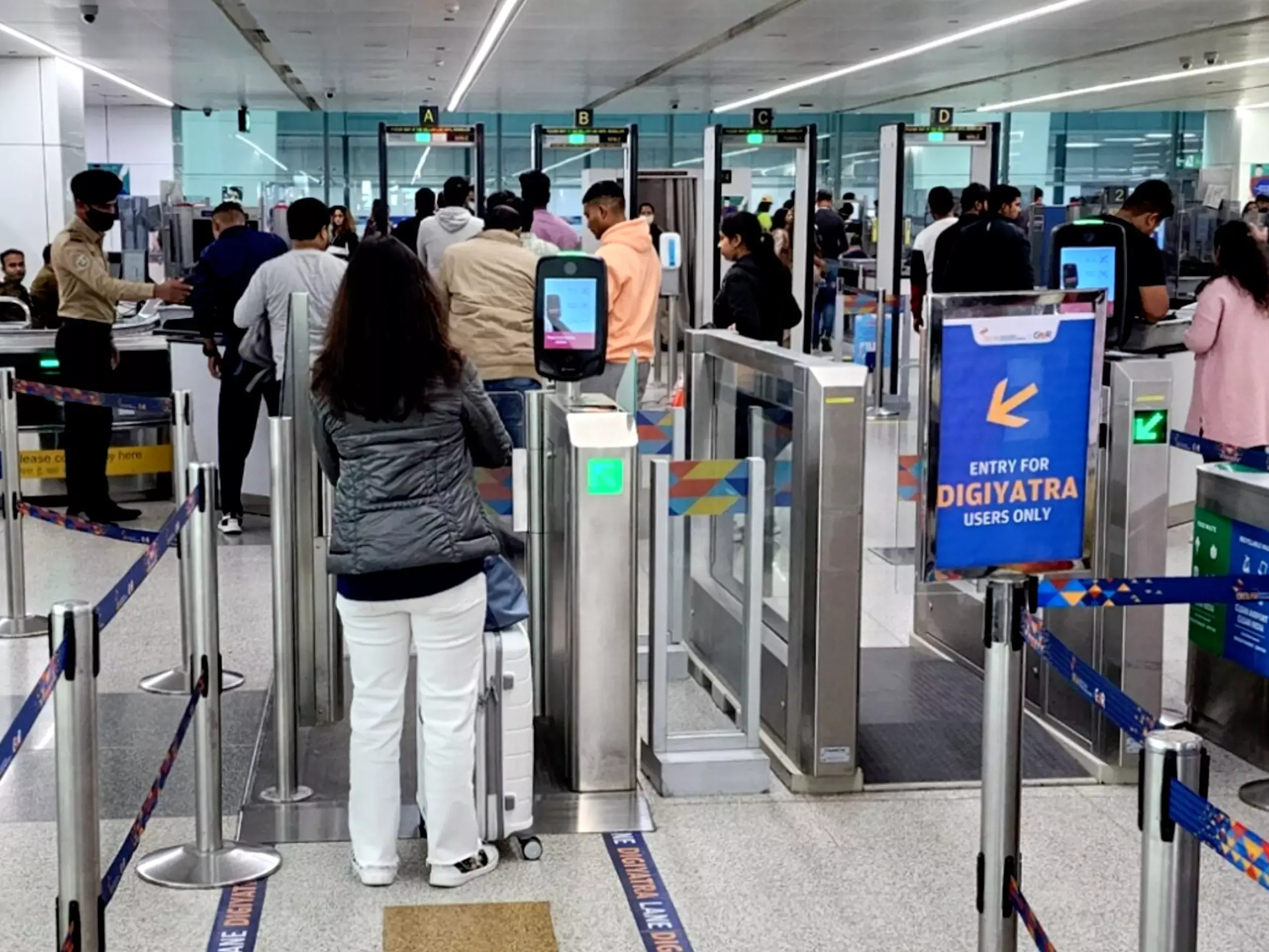 വ്യക്തിയുടെ വിവരങ്ങള്‍ ശേഖരിക്കുന്നത് മൊബൈലില്‍ മാത്രം; ഡിജി യാത്ര