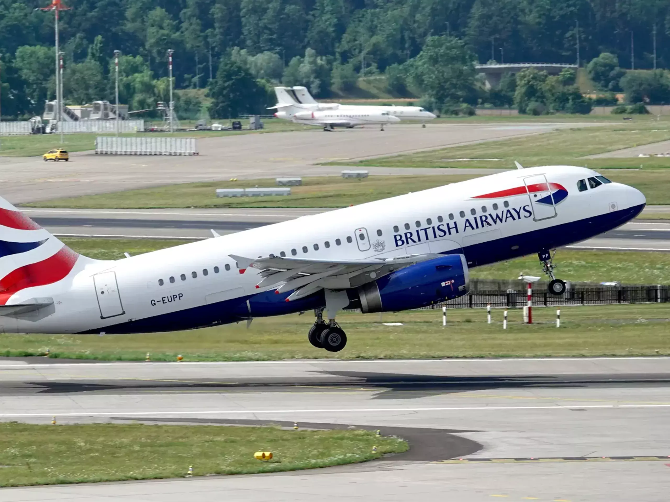 british airways resumes abu dhabi-london flight service