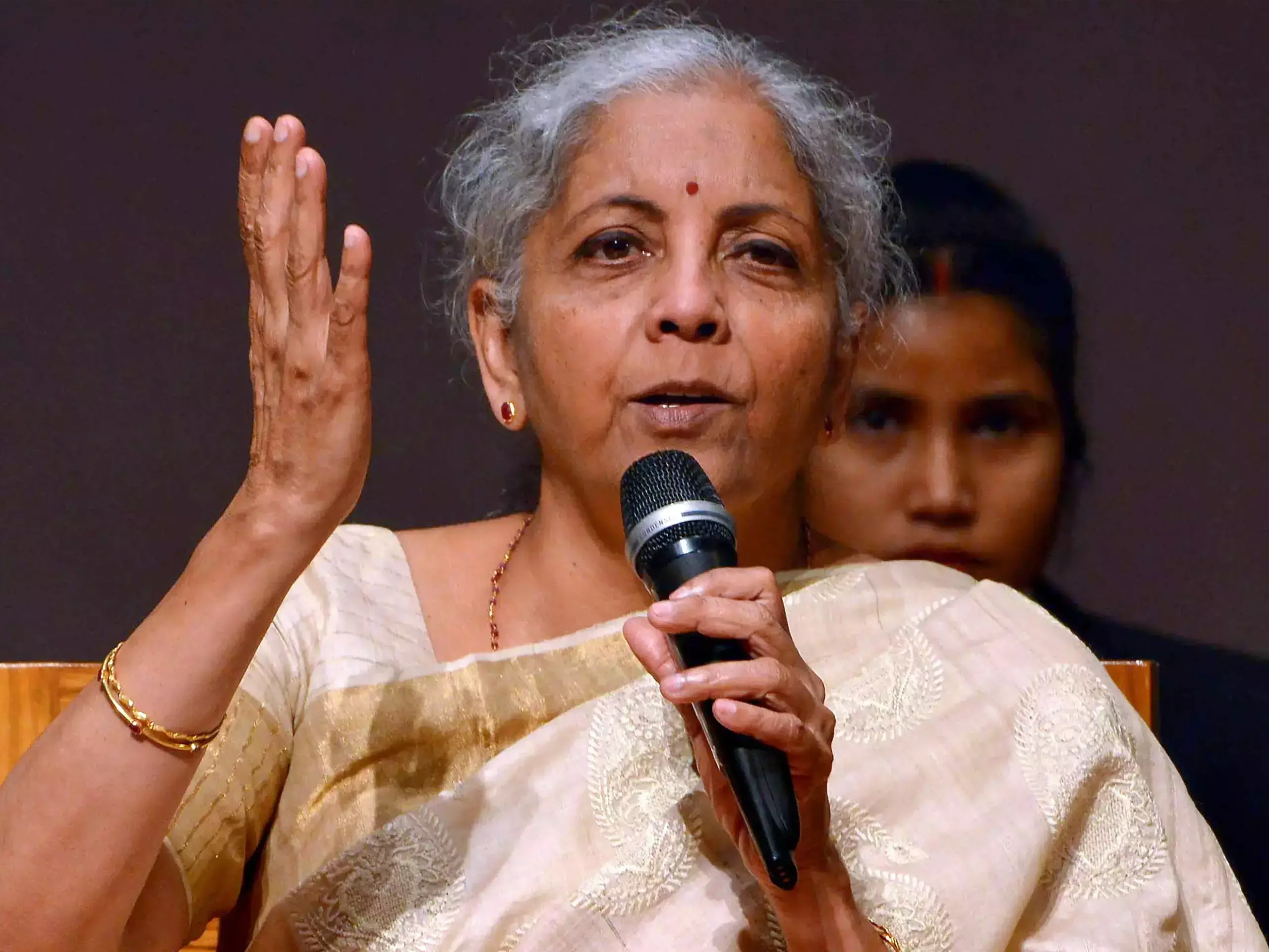 ബജറ്റ് കമ്മോഡിറ്റി മാര്ക്കറ്റിന്റെ ഗതി നിര്ണയിക്കും ബജറ്റ് കമ്മോഡിറ്റി മാര്ക്കറ്റിന്റെ ഗതി നിര്ണയിക്കും