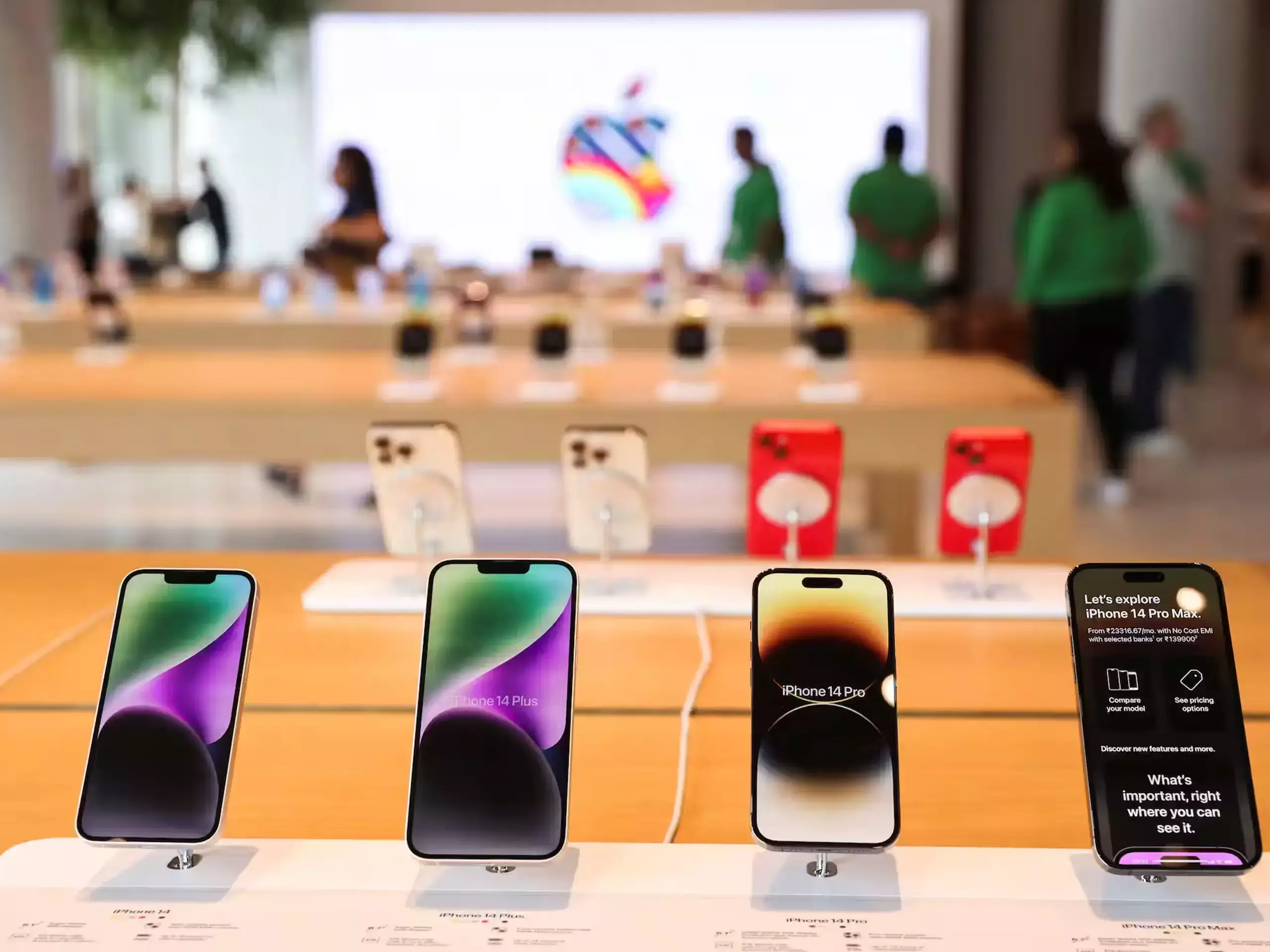 കൂടുതല്‍ തൊഴിലവസരങ്ങള്‍;  നേതൃത്വം നല്‍കുന്നത് ആപ്പിള്‍