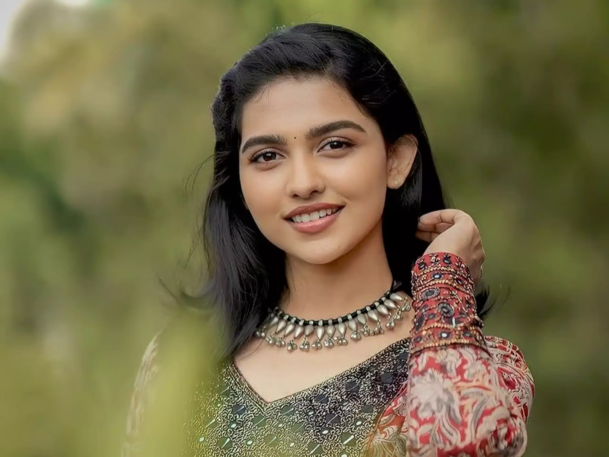 മമിത ബൈജു കന്നി വോട്ട് ചെയ്യാനിരുന്നതാണ്; പക്ഷേ നടക്കില്ല