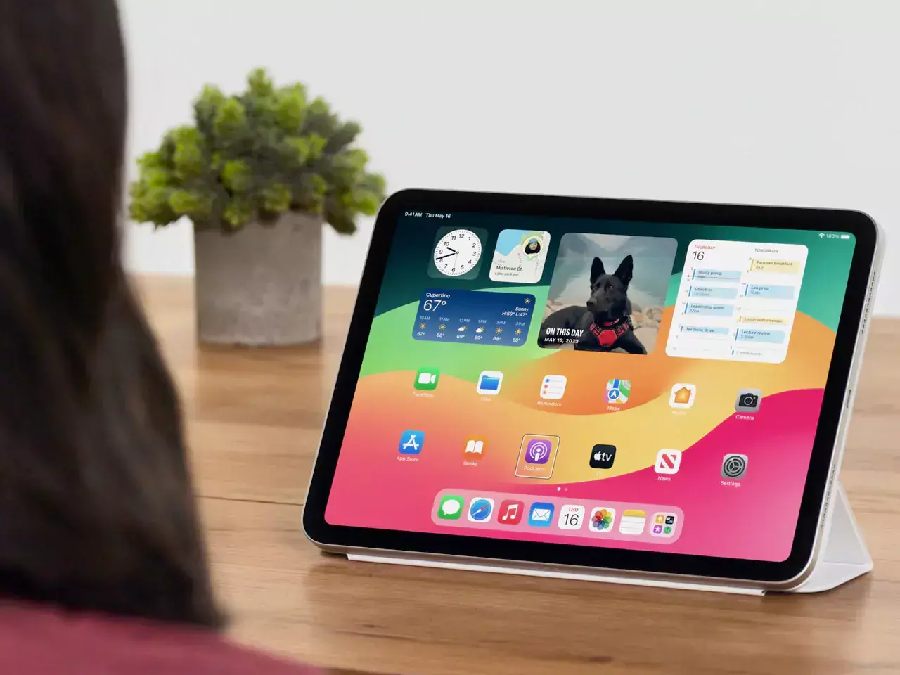 iphone and ipad can now be controlled by eye