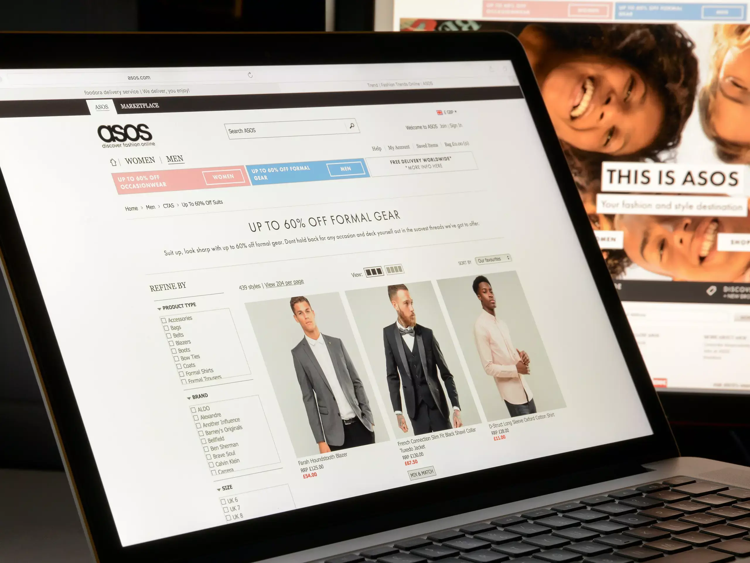 റിലയന്‍സ് റീട്ടെയില്‍ അസോസുമായി സഹകരിക്കുന്നു