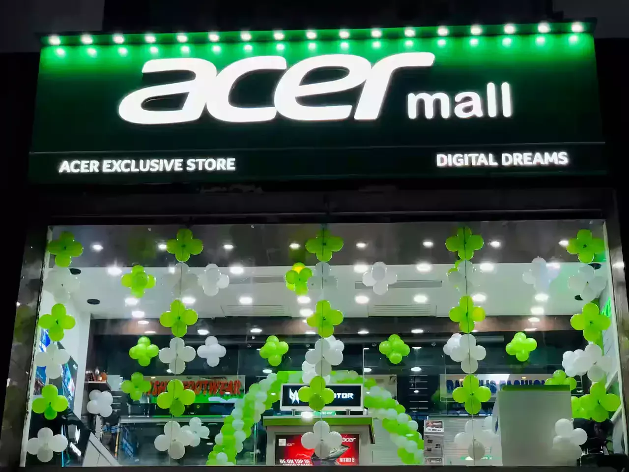 acer to open 100 new stores in 100 cities