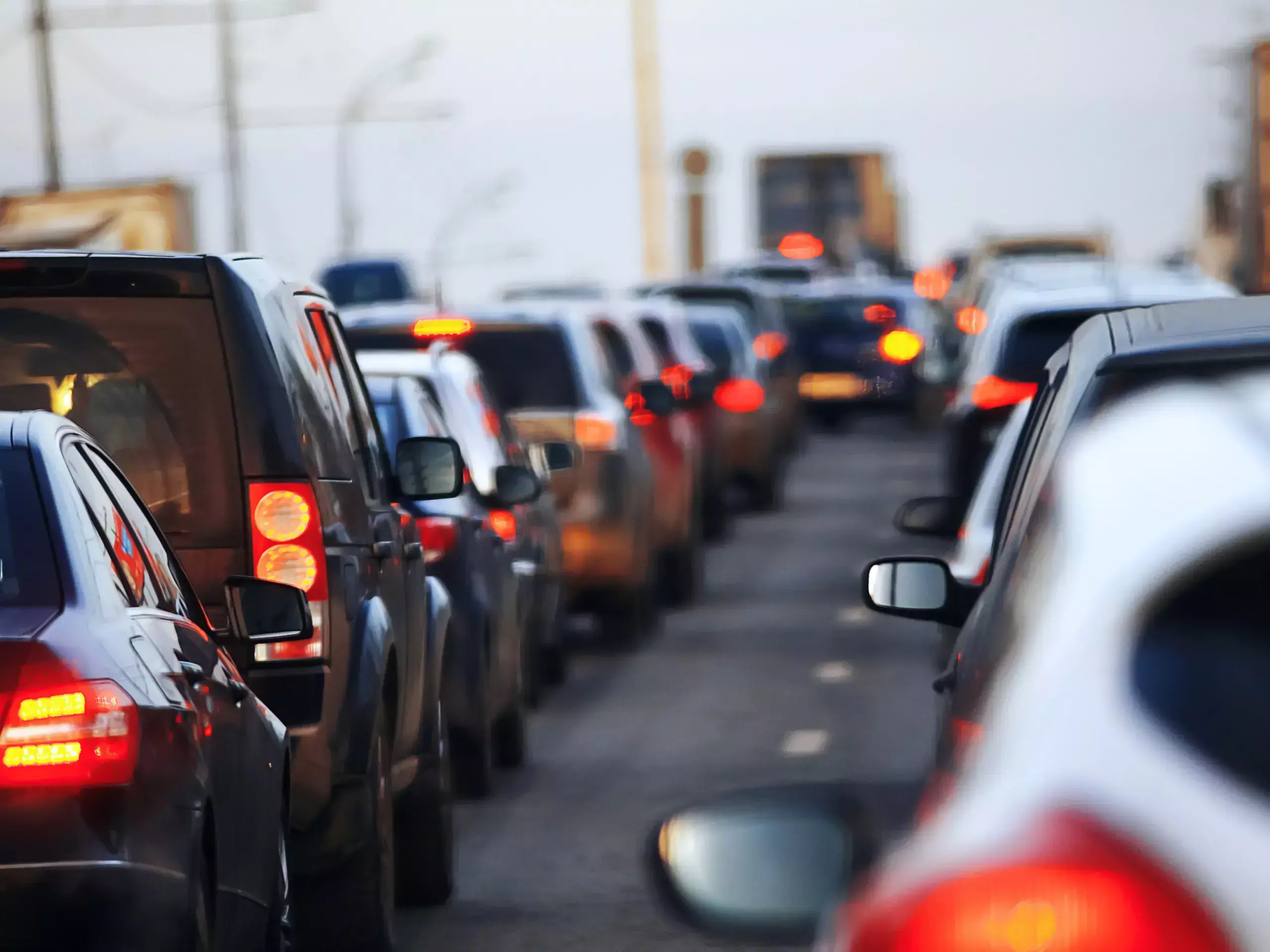 പുതിയ ട്രാഫിക് നിയമങ്ങള്‍ പ്രഖ്യാപിച്ച് ഖത്തര്‍;ട്രാഫിക് പിഴകള്‍ അടയ്ക്കാത്തവര്‍ക്ക് രാജ്യം വിട്ടുപോകാനാകില്ല