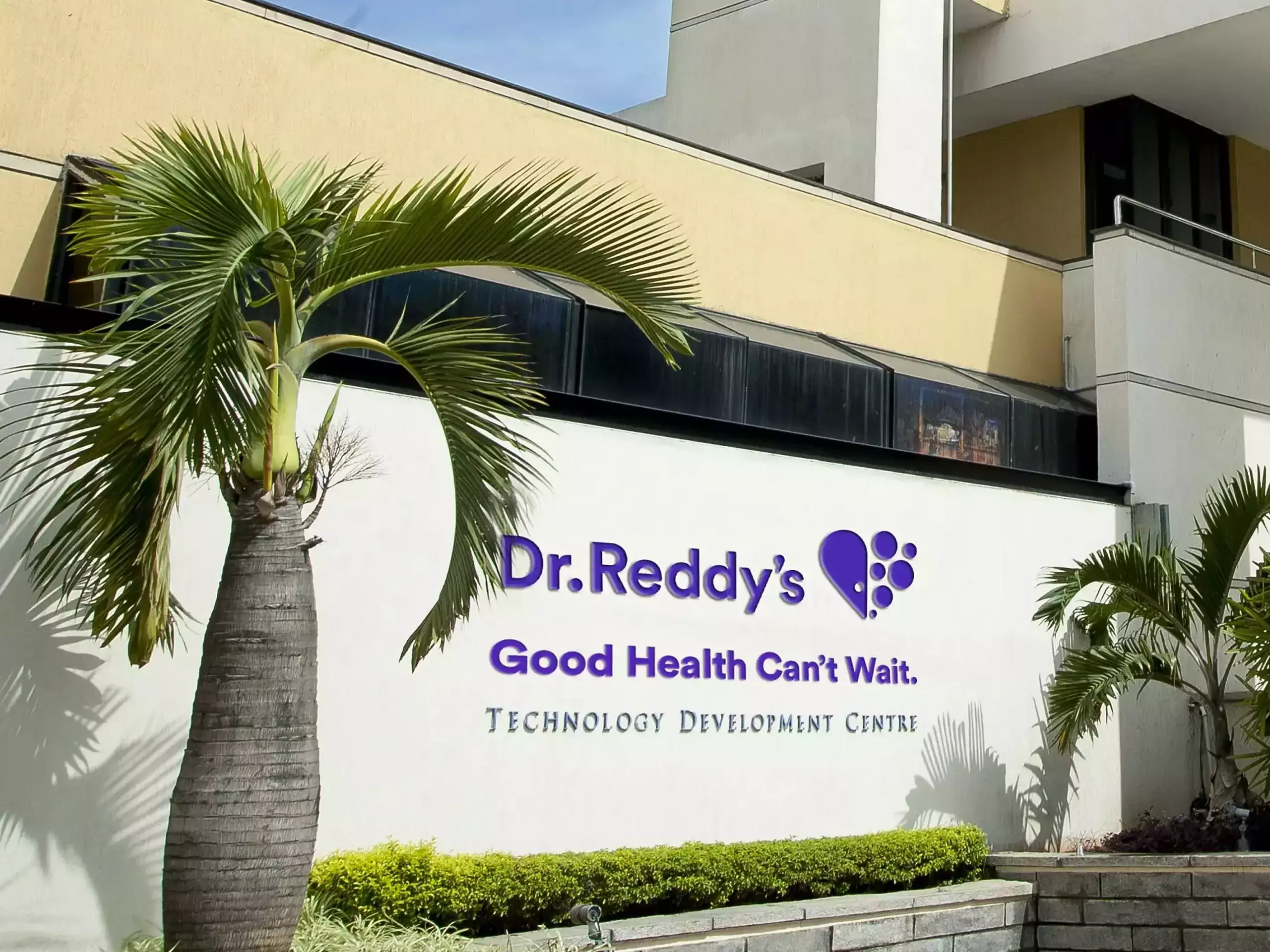 ഹാലിയോണില്‍ നിന്ന് നിക്കോട്ടിന്‍ റീപ്ലേസ്മെന്റ് ബ്രാന്‍ഡുകള്‍ വാങ്ങാന്‍ ഡോ.റെഡ്ഡീസ്