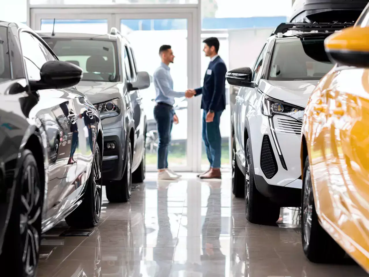 companies cut prices to increase car sales