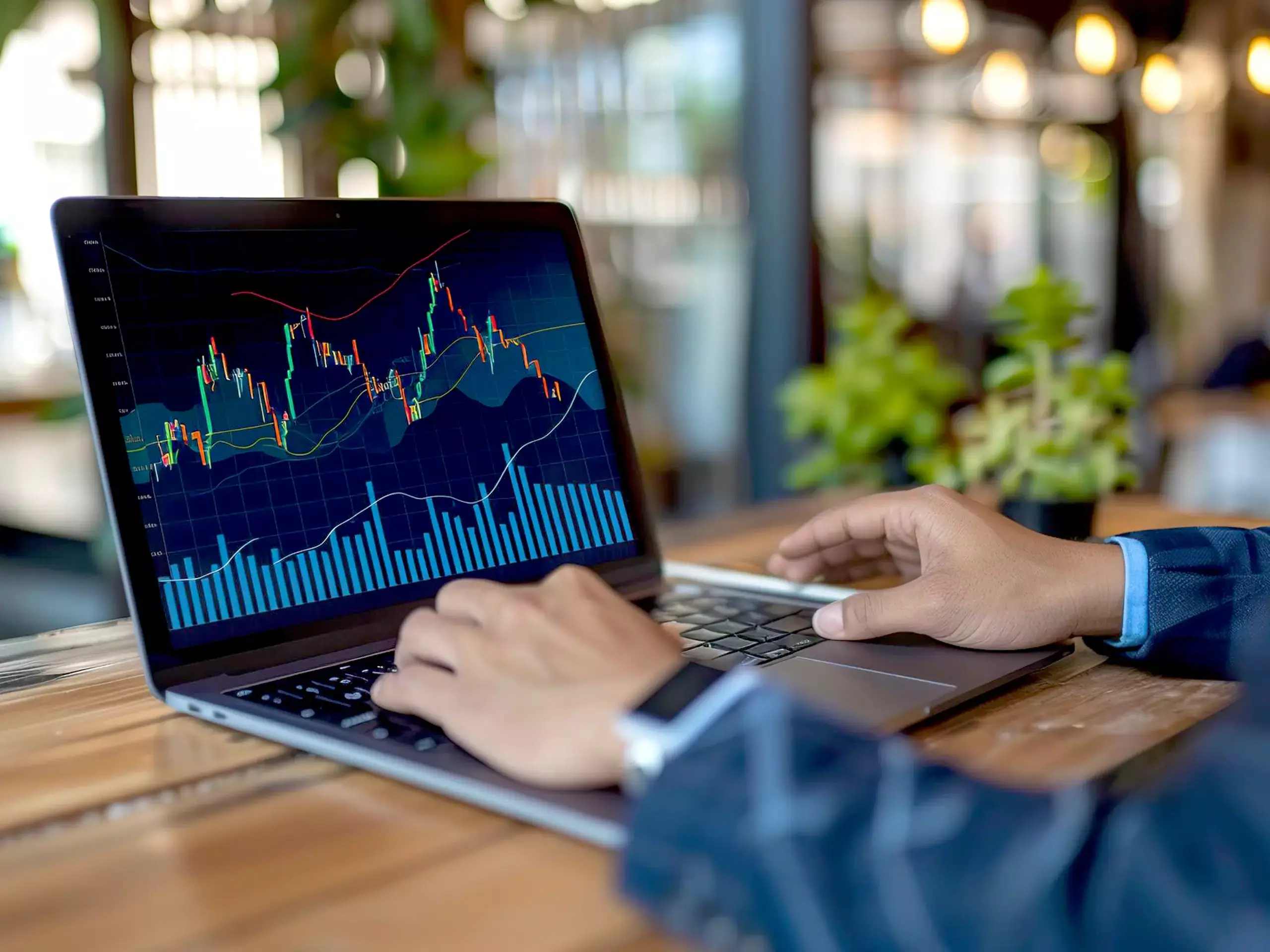 വിപണിയിൽ ചാഞ്ചാട്ടം തുടരുന്നു; പുതു ഉയരങ്ങൾ താണ്ടി സൂചികകൾ വിപണിയിൽ ചാഞ്ചാട്ടം തുടരുന്നു; പുതു ഉയരങ്ങൾ താണ്ടി സൂചികകൾ