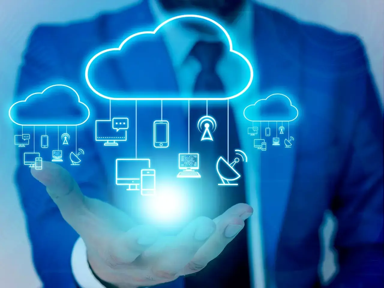 2.68 lakh crore it exports from telangana