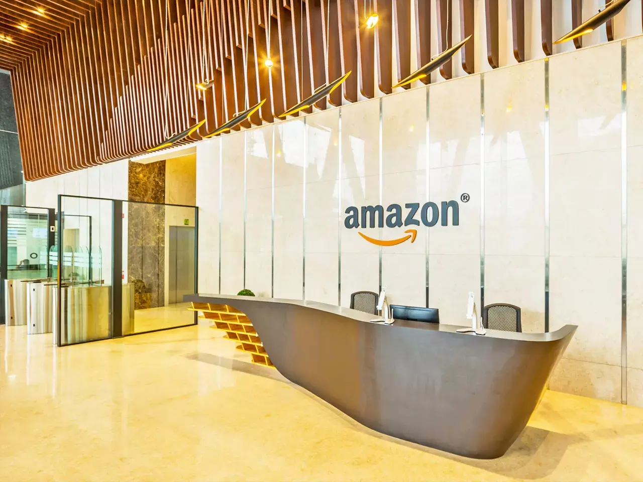 amazon india faces leadership change