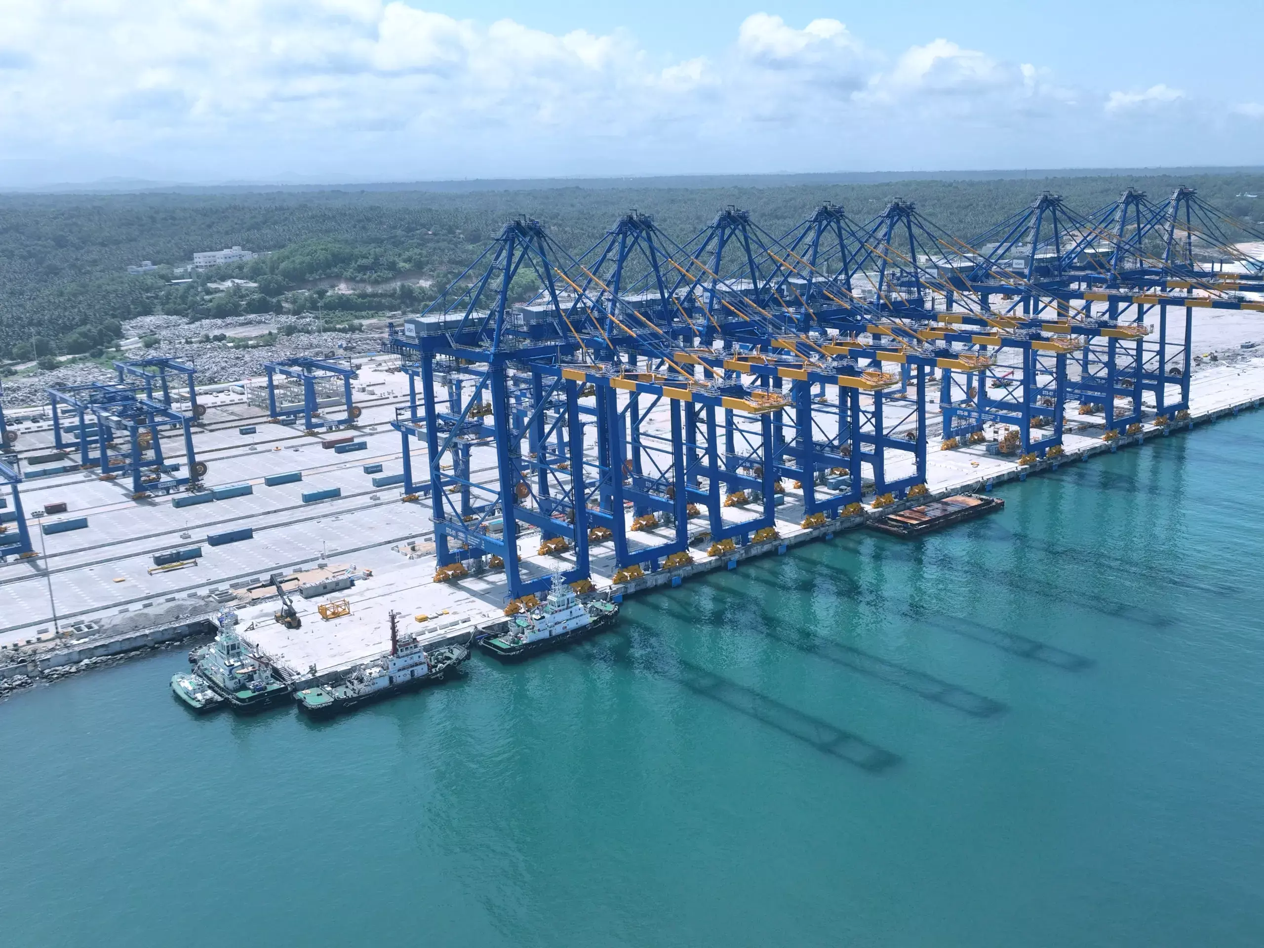 സീൻ മാറി വിഴിഞ്ഞം ! തുറമുഖത്തിന് ഐഎസ്പിഎസ് അംഗീകാരം ലഭിച്ചു