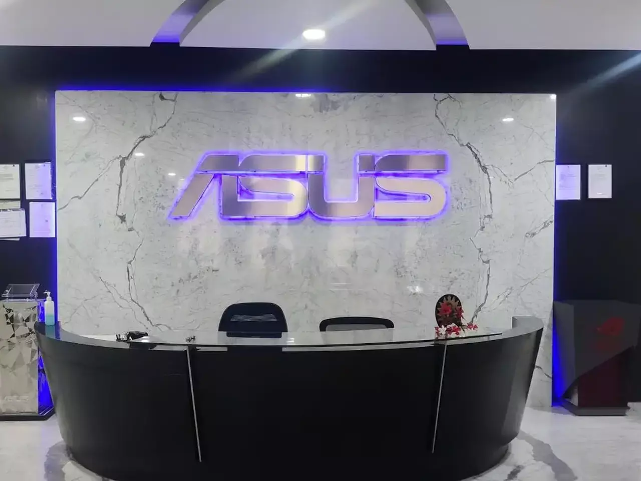 asus targets 30% market share in two years