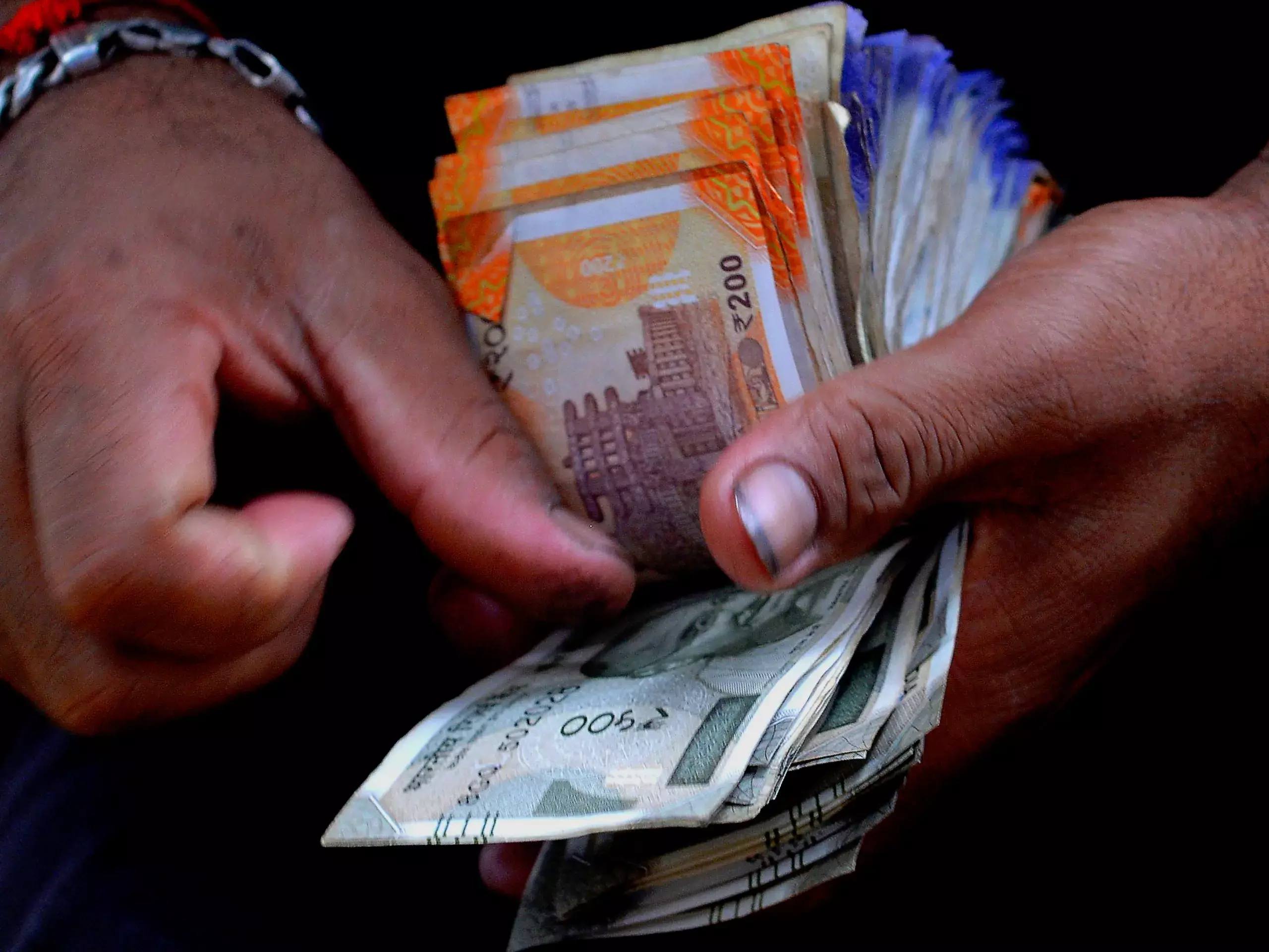 കേന്ദ്ര ജീവനക്കാര്‍ക്ക് ഡിഎയില്‍  വര്‍ധനയുണ്ടാകും