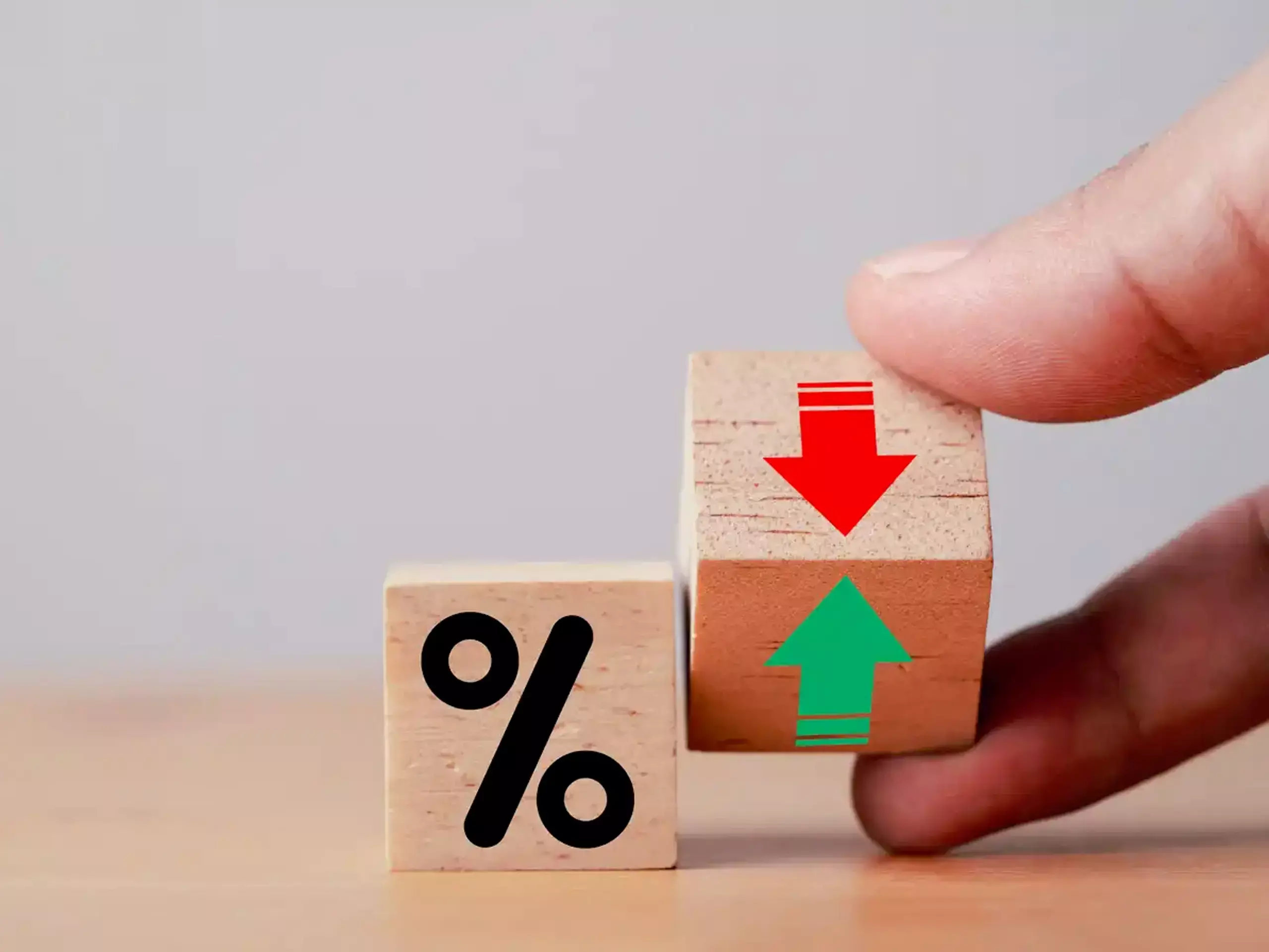 പലിശ നിരക്ക് കുറയ്ക്കാനുള്ള സാധ്യതയ്ക്ക് മങ്ങല്‍