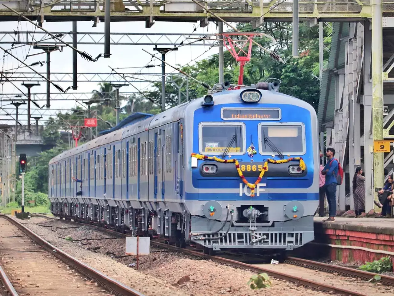 railways sanctioned special train on kollam - ernakulam route railways sanctioned special train on kollam - ernakulam route